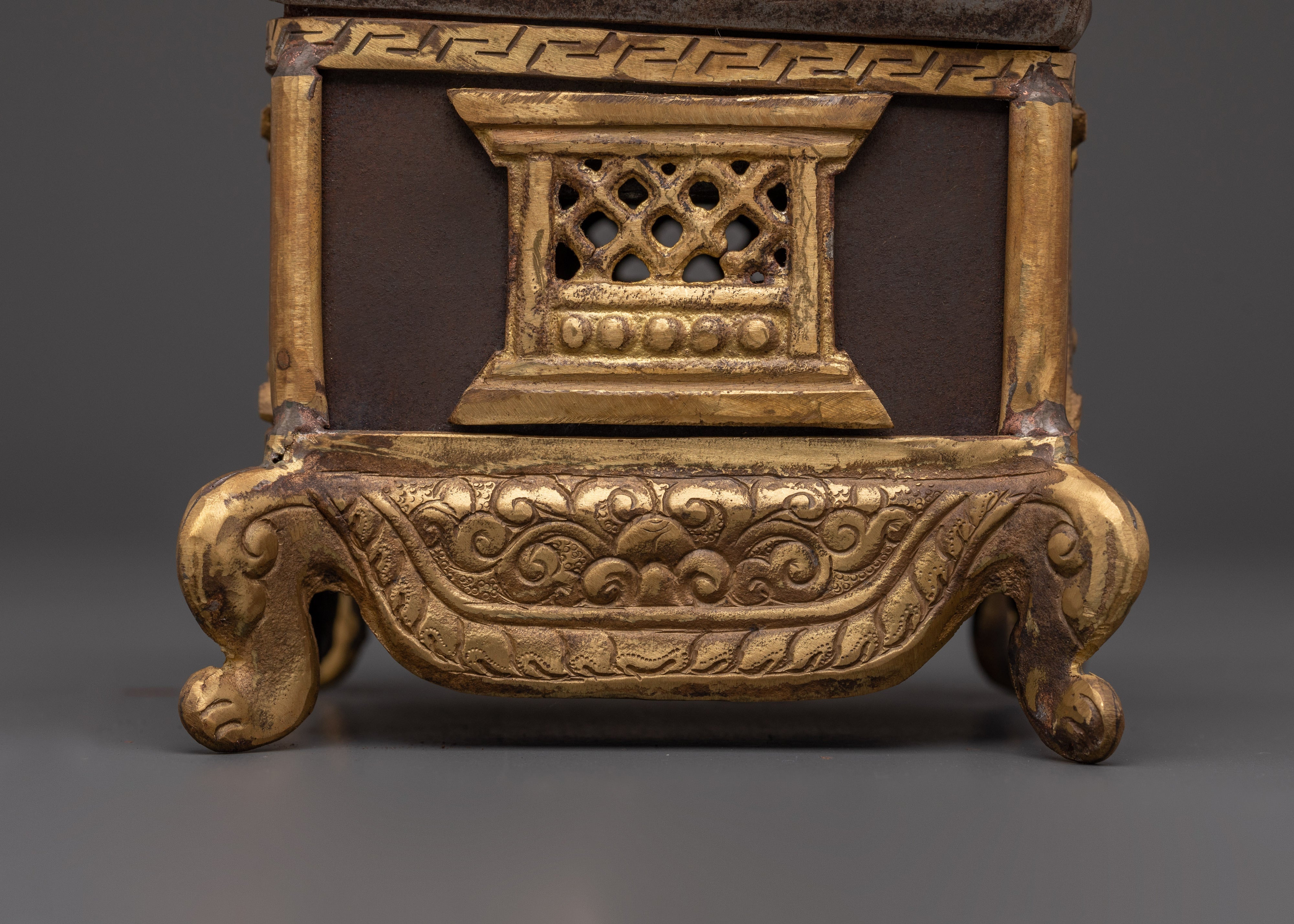 Handcrafted Tibetan Incense Burner | Ritual Censer with Lid for Buddhist Offering