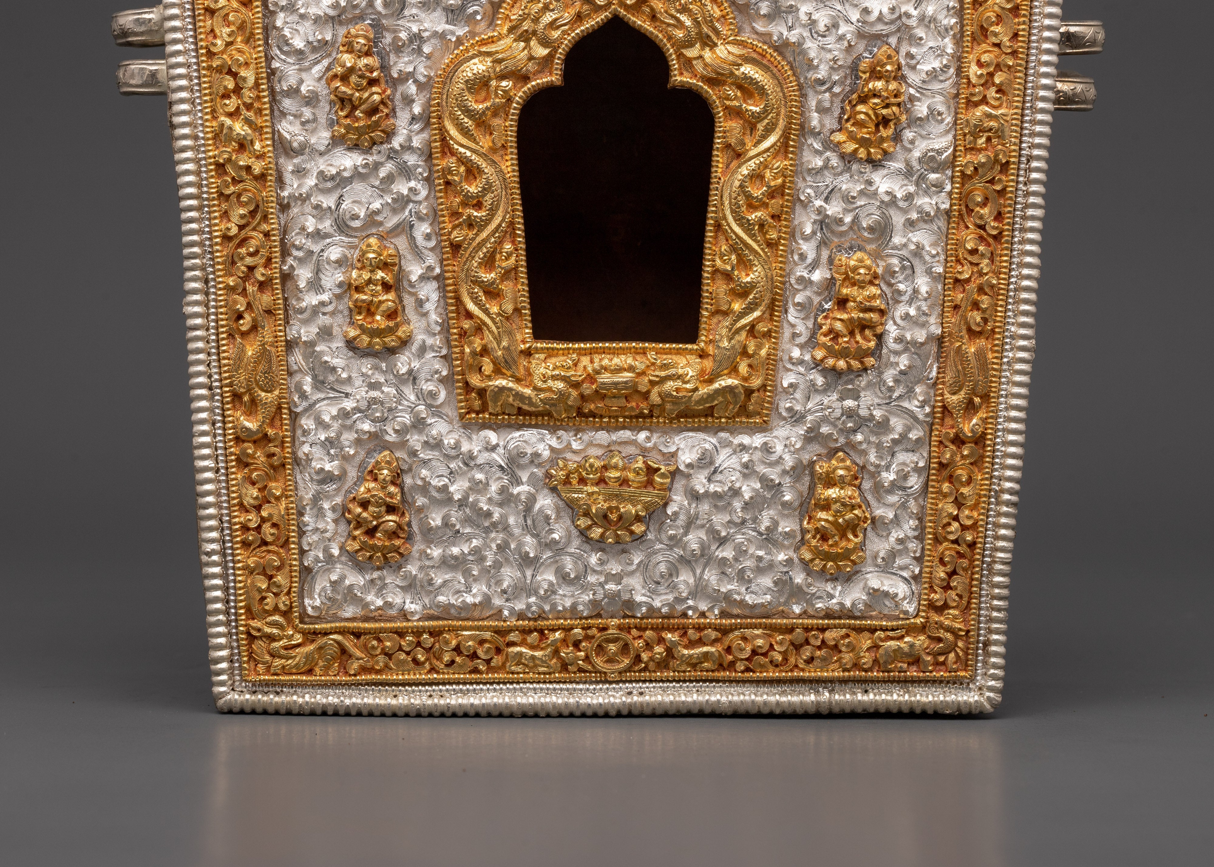 Buddhist Portable Ghau Box \ Gold &amp; Silver-Plated Copper Shrine Box