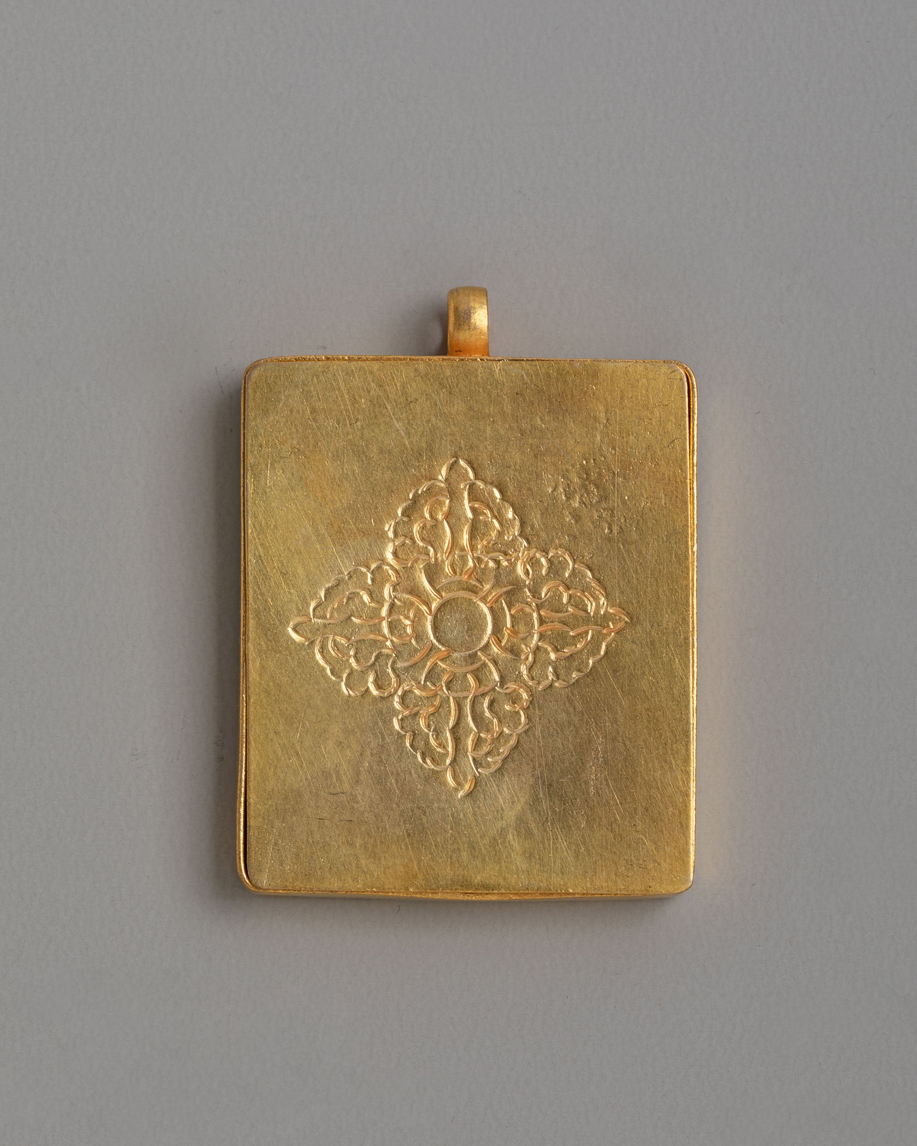 1000-armed-Chenrezig-Locket | Hand Painted Buddhist Thangka Pendant