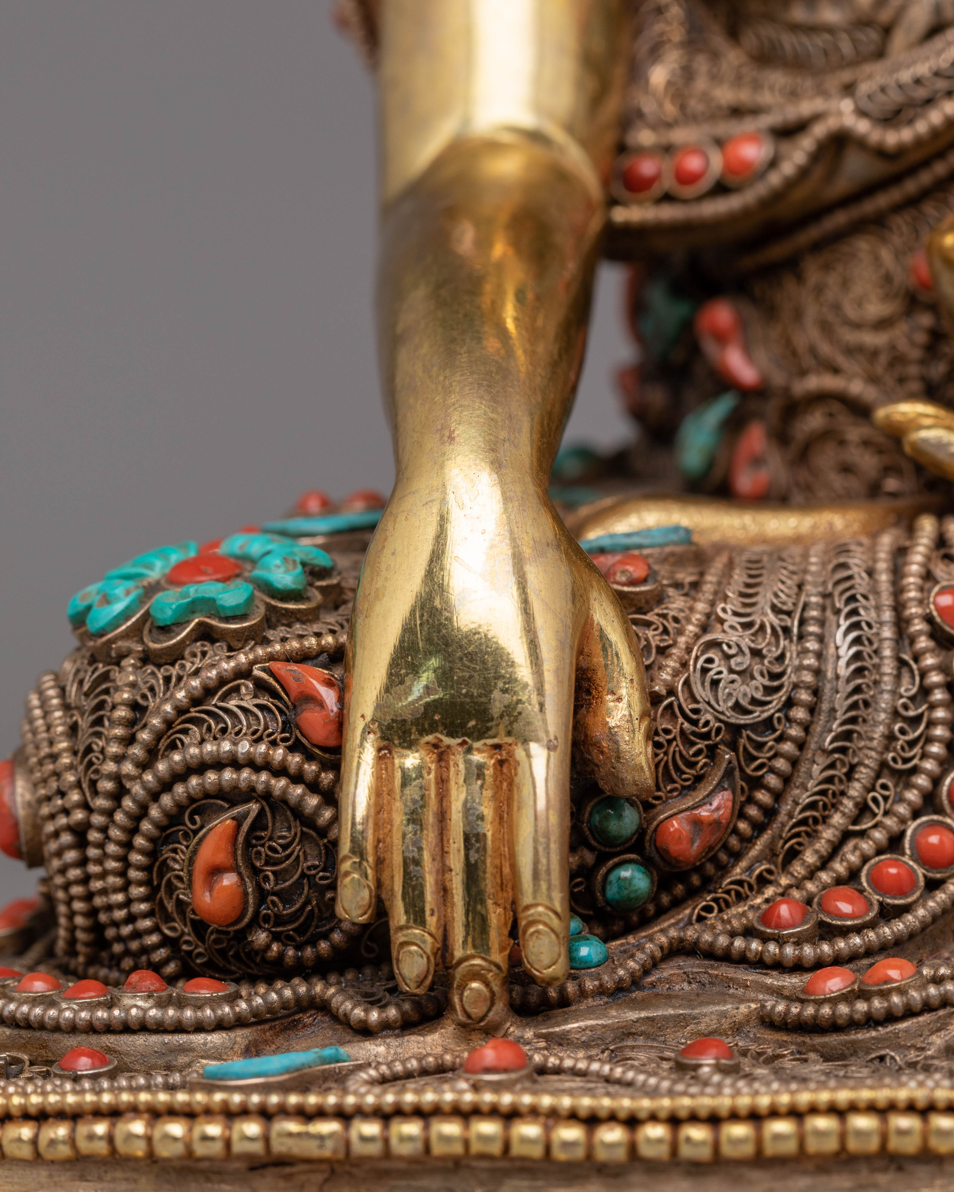 Handmade Buddha Shakyamuni Decor Statue | Tibetan Buddha Statue