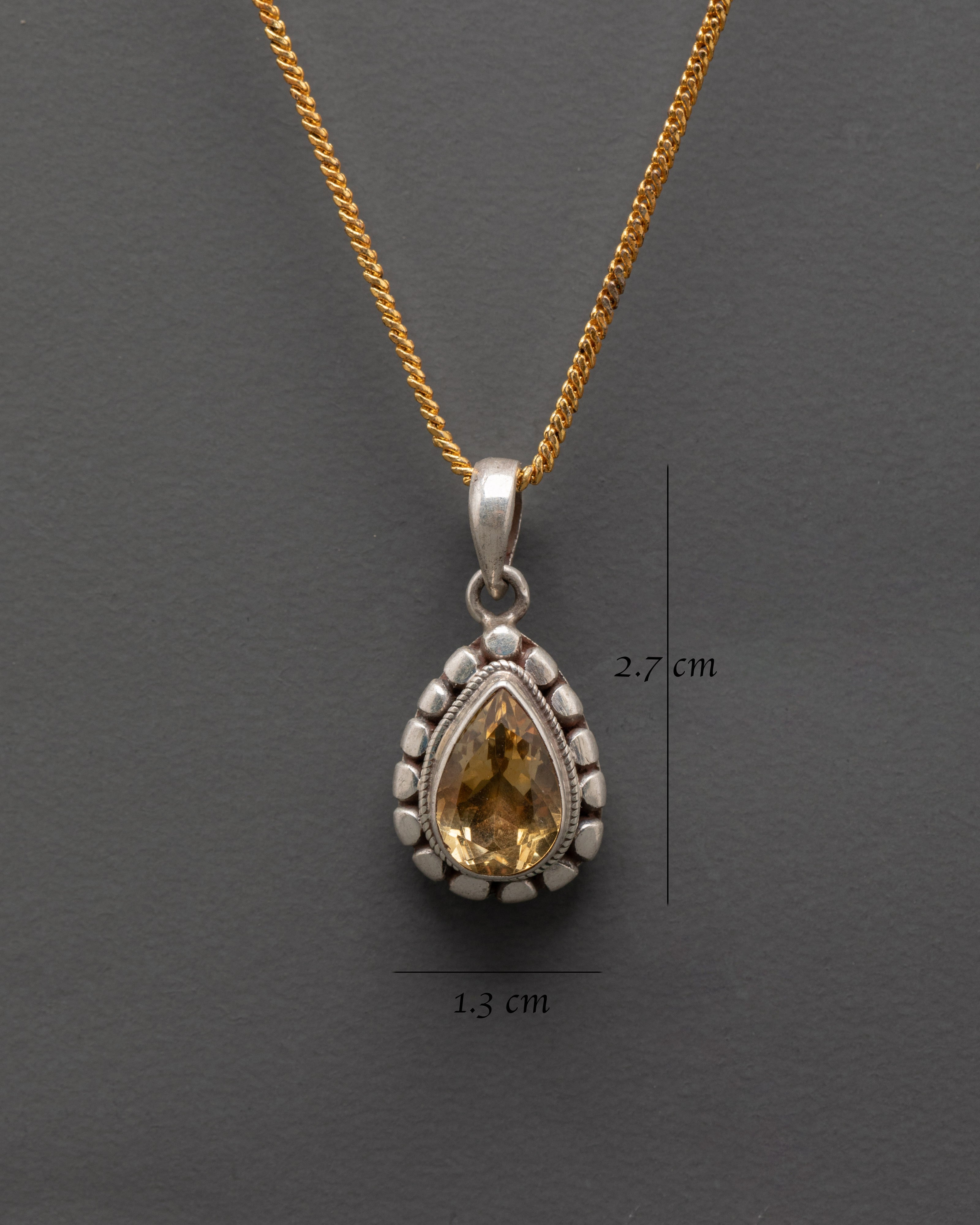 silver-pendant