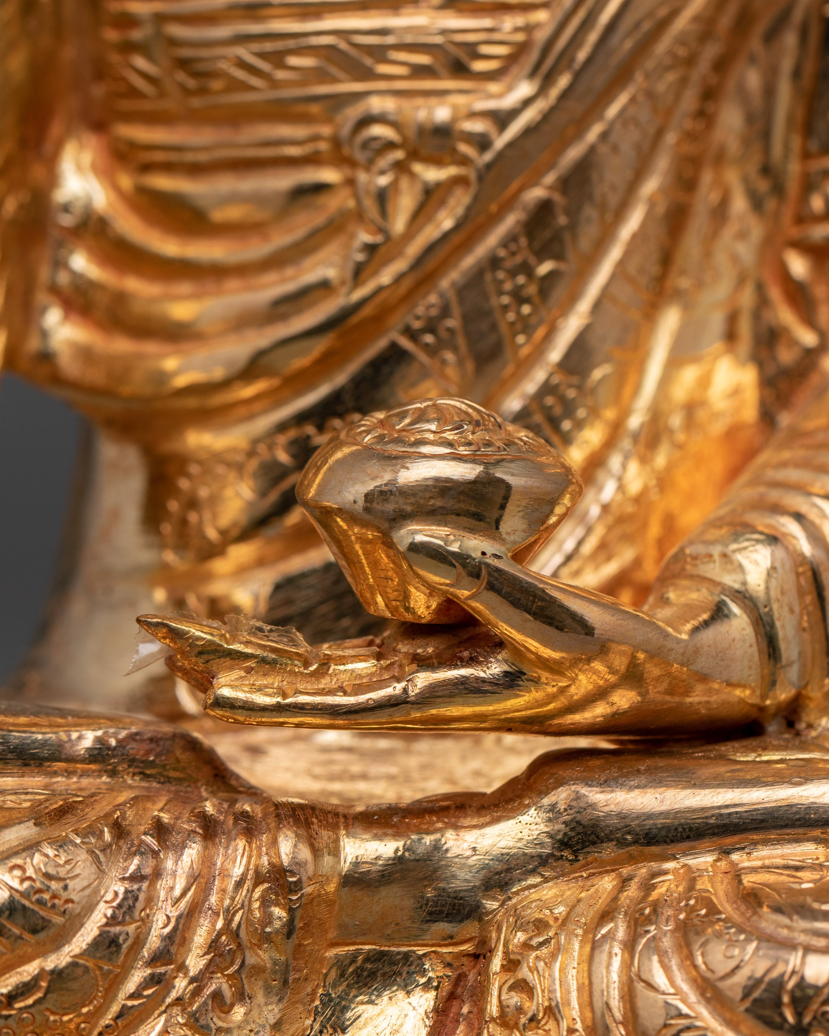 Buddhist deity Shakyamuni Artwork | Perfect for Meditation