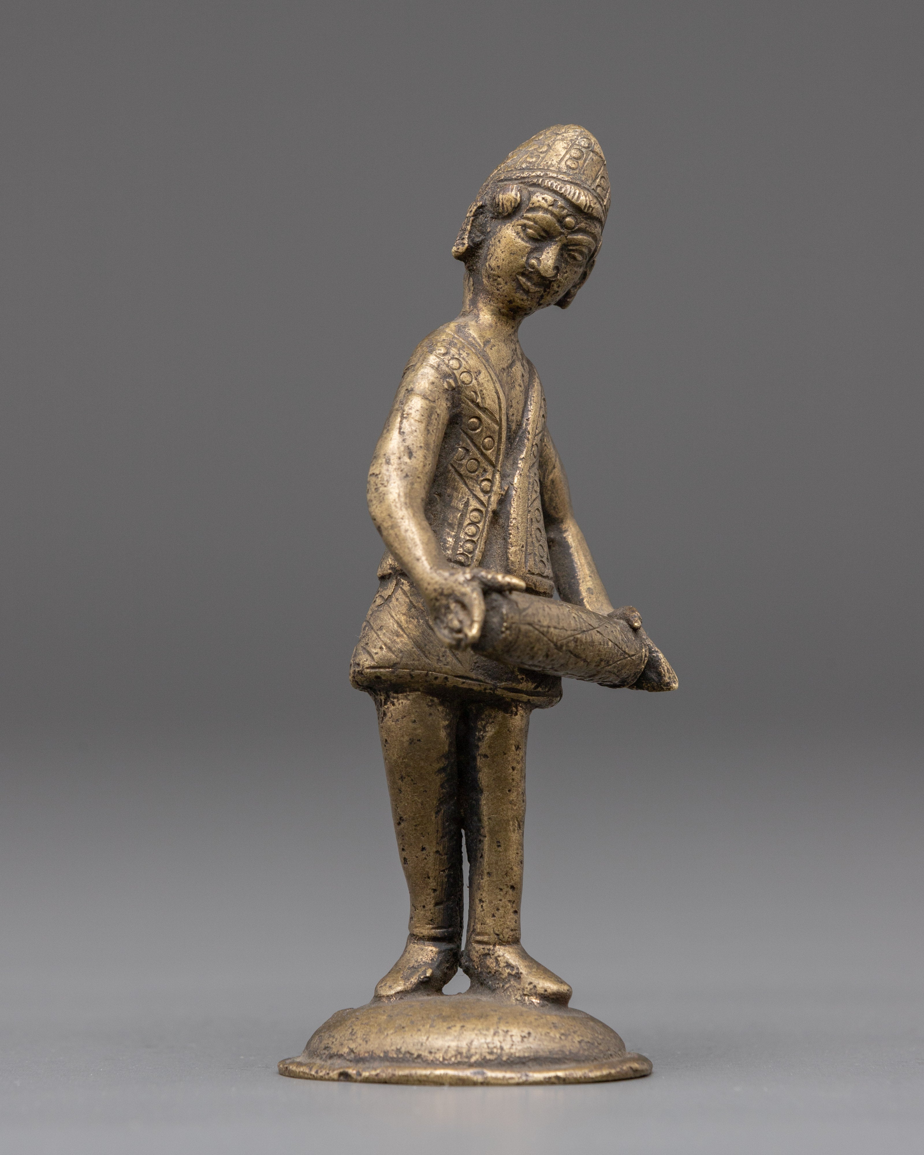 Musical Statue with Antique Finishing