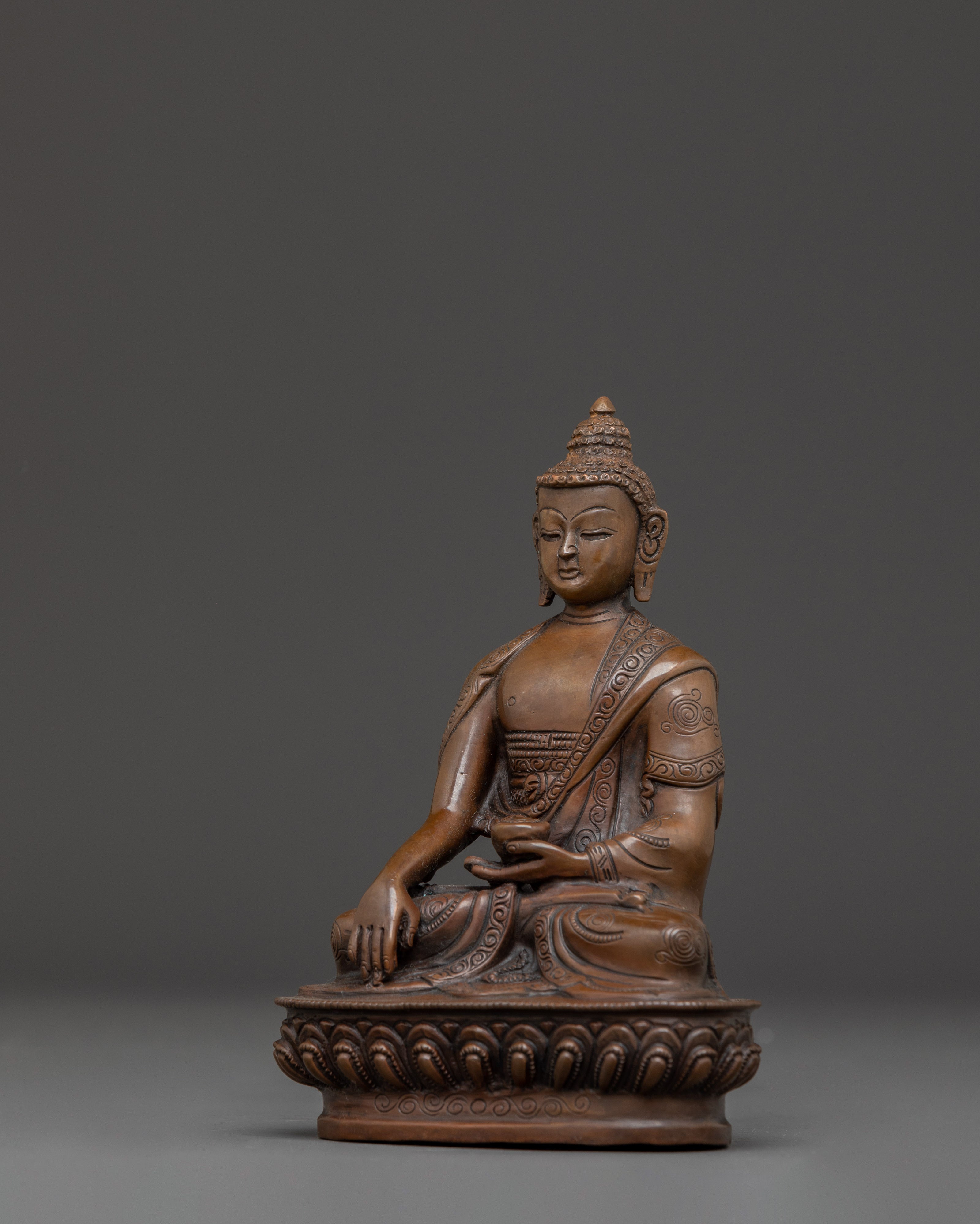 Sacred Art of Shakyamuni Buddha | Symbol of Enlightenment and Peace