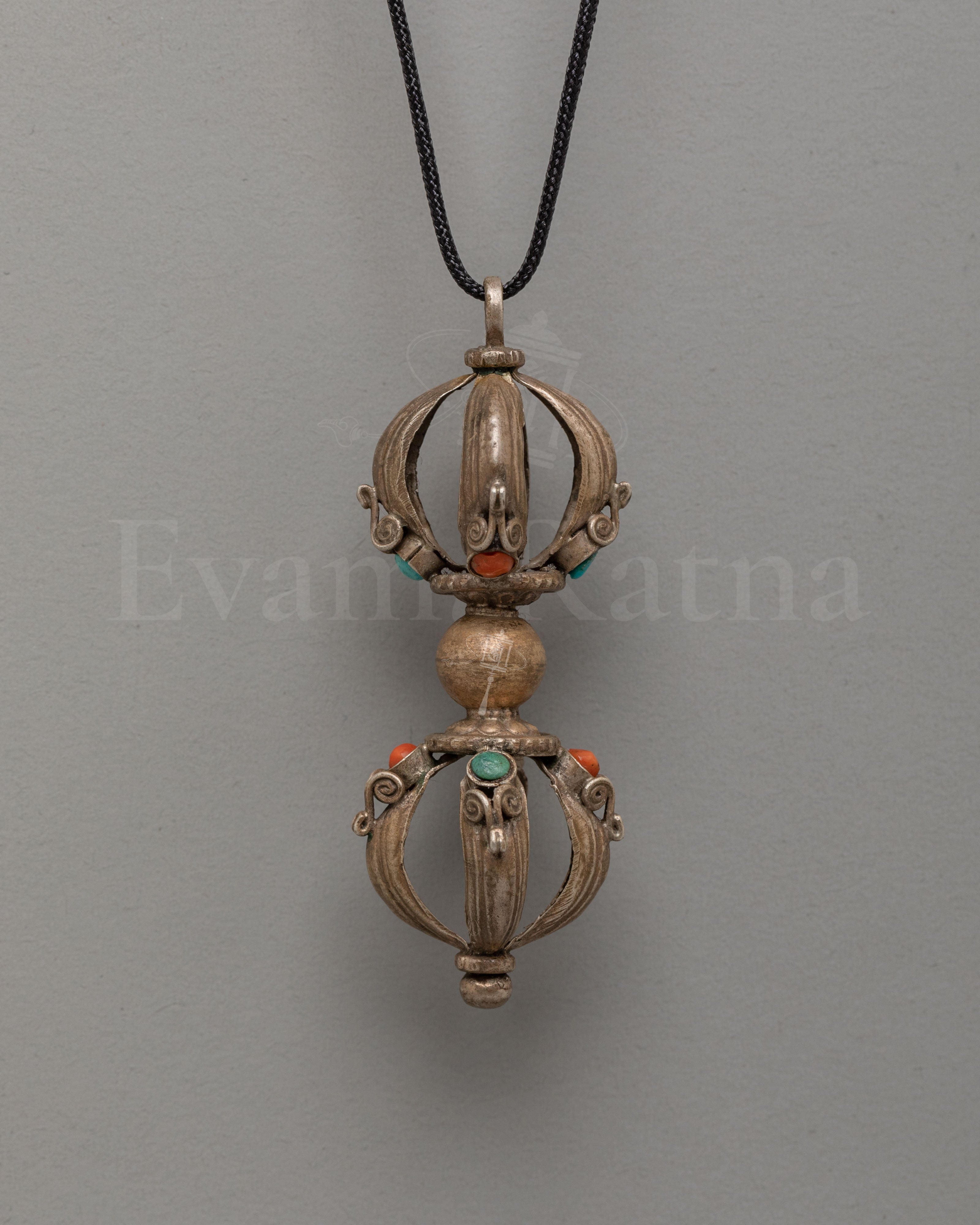 Tibetan Vajra Prayer Locket