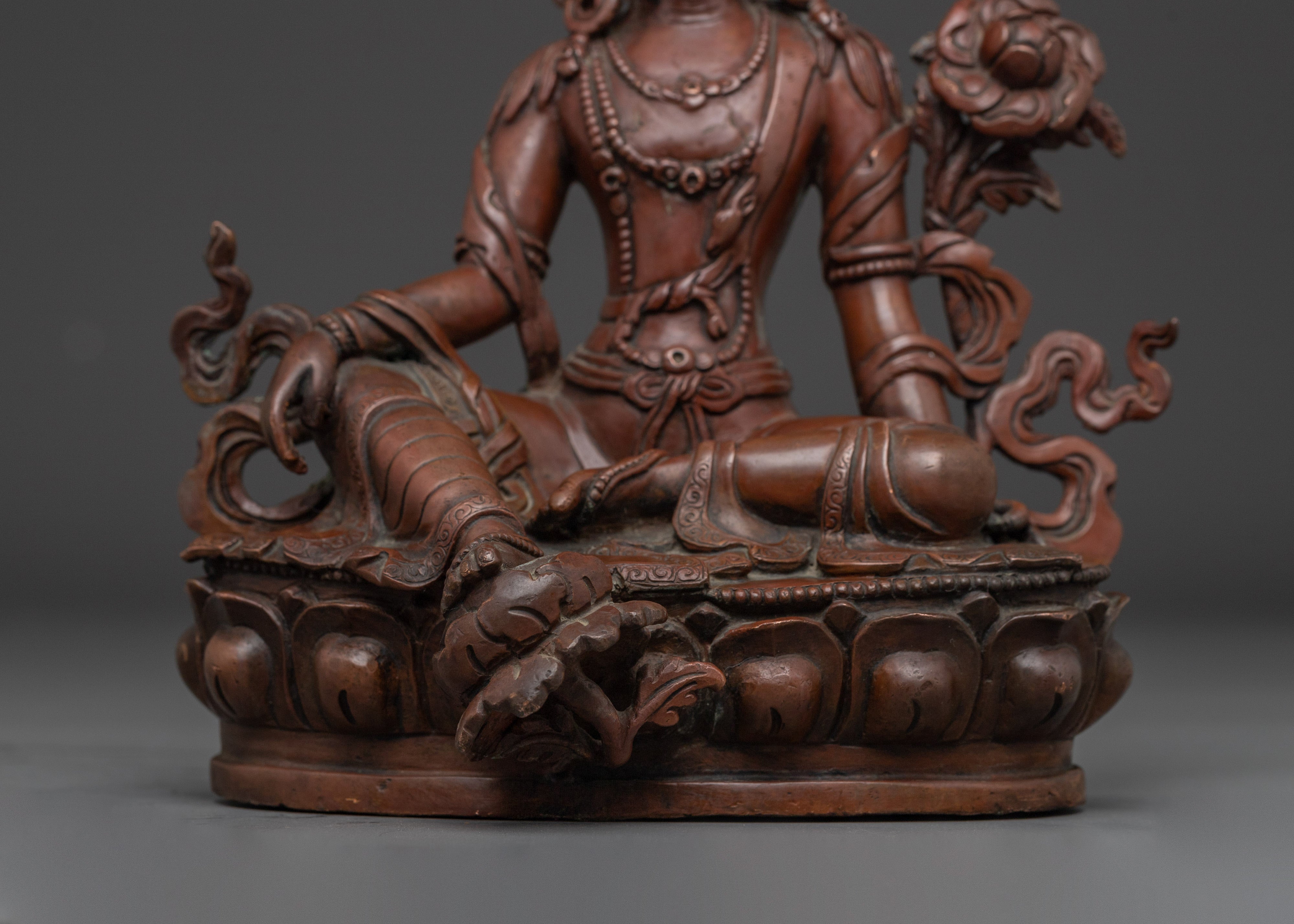 Dharma Practitioner Chenrezig Statue | Avalokiteshvara Figurine