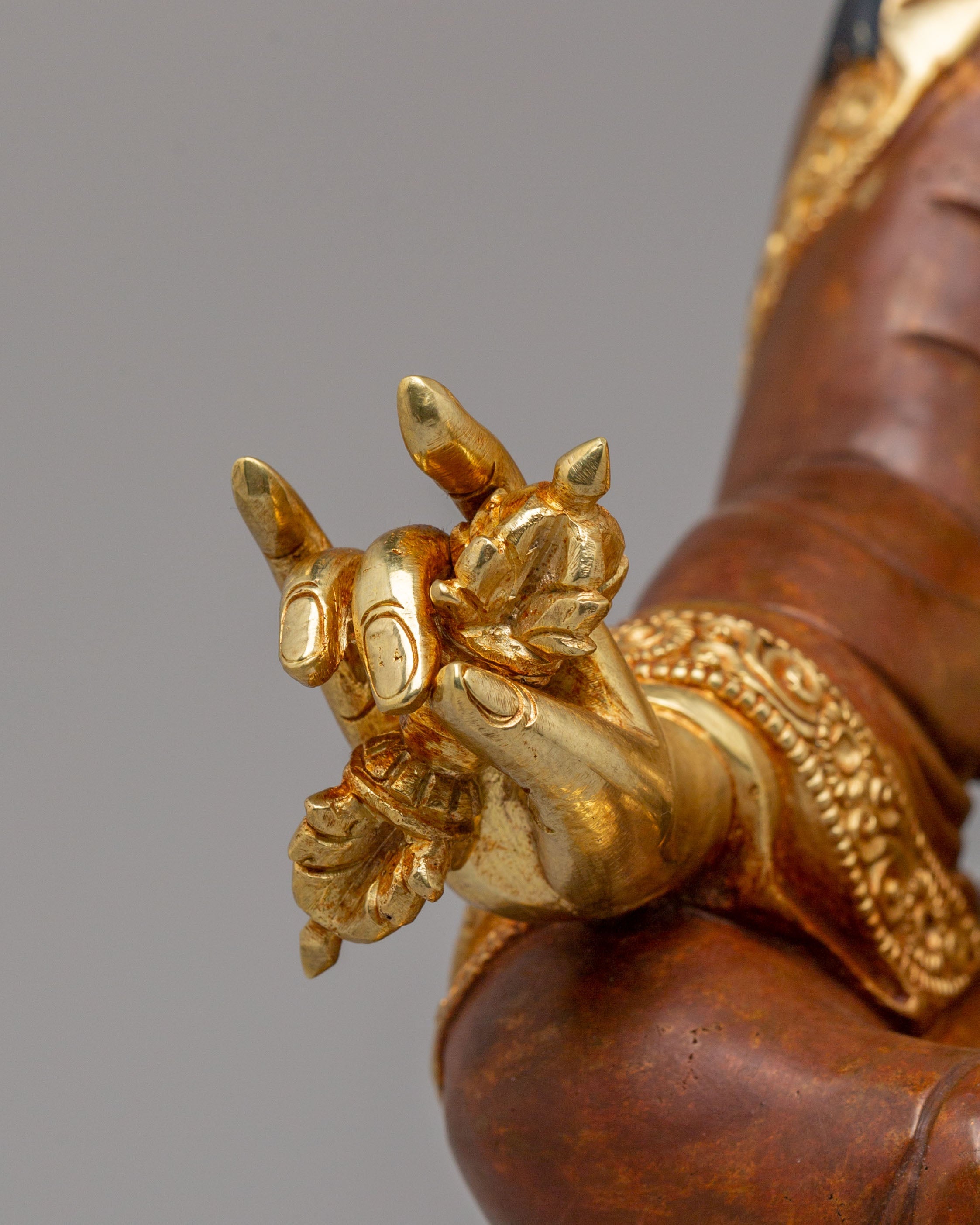 Spiritual Tibetan Guru Rinpoche Figurine | Symbol of Vajrayana Wisdom, Protection
