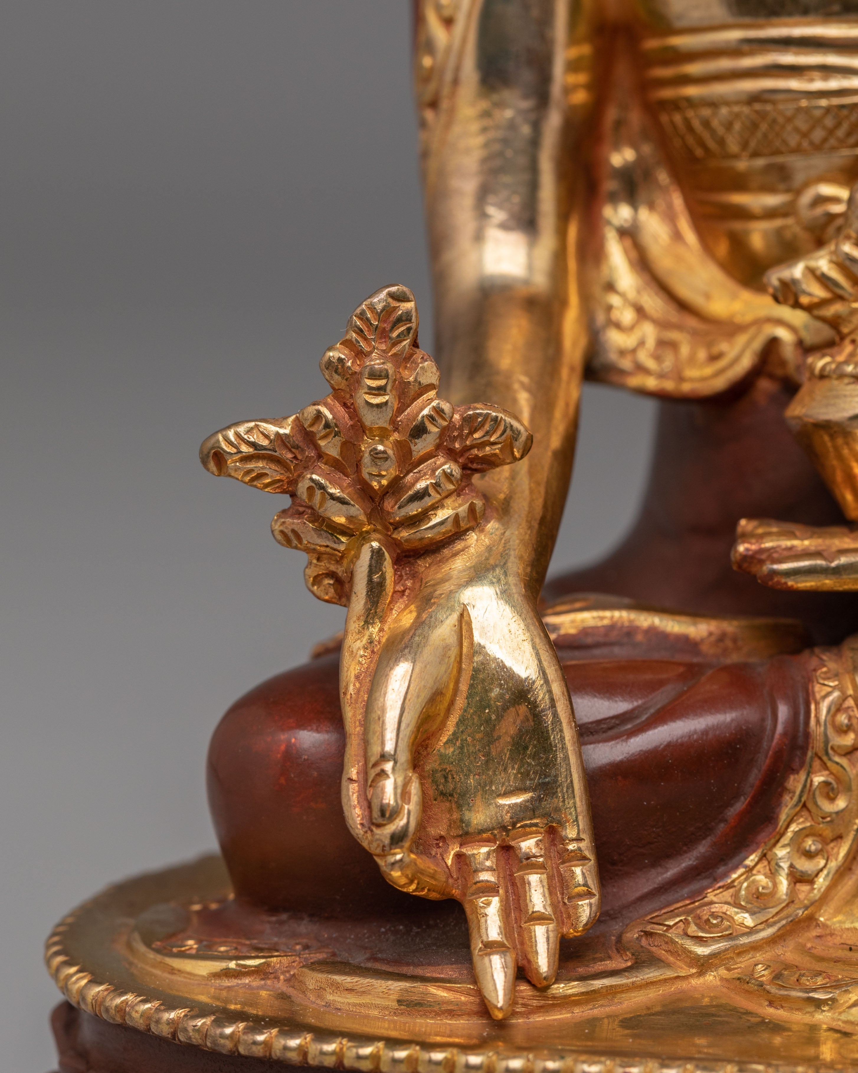 Traditional Medicine Healing Buddha Sculpture | Symbol of Health and Wellness