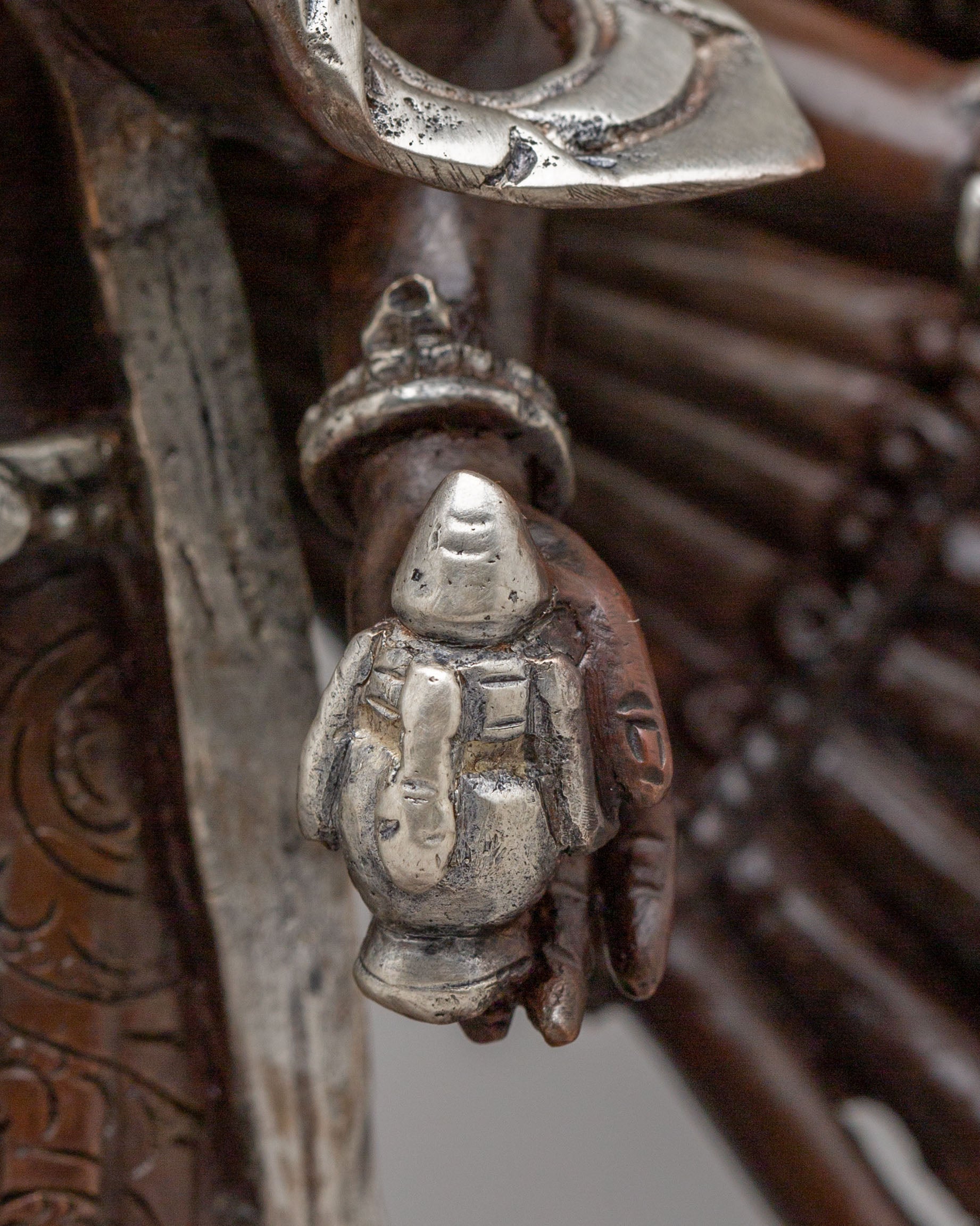 Thousand-Armed Chenrezig Sculpture | Symbol of Compassion