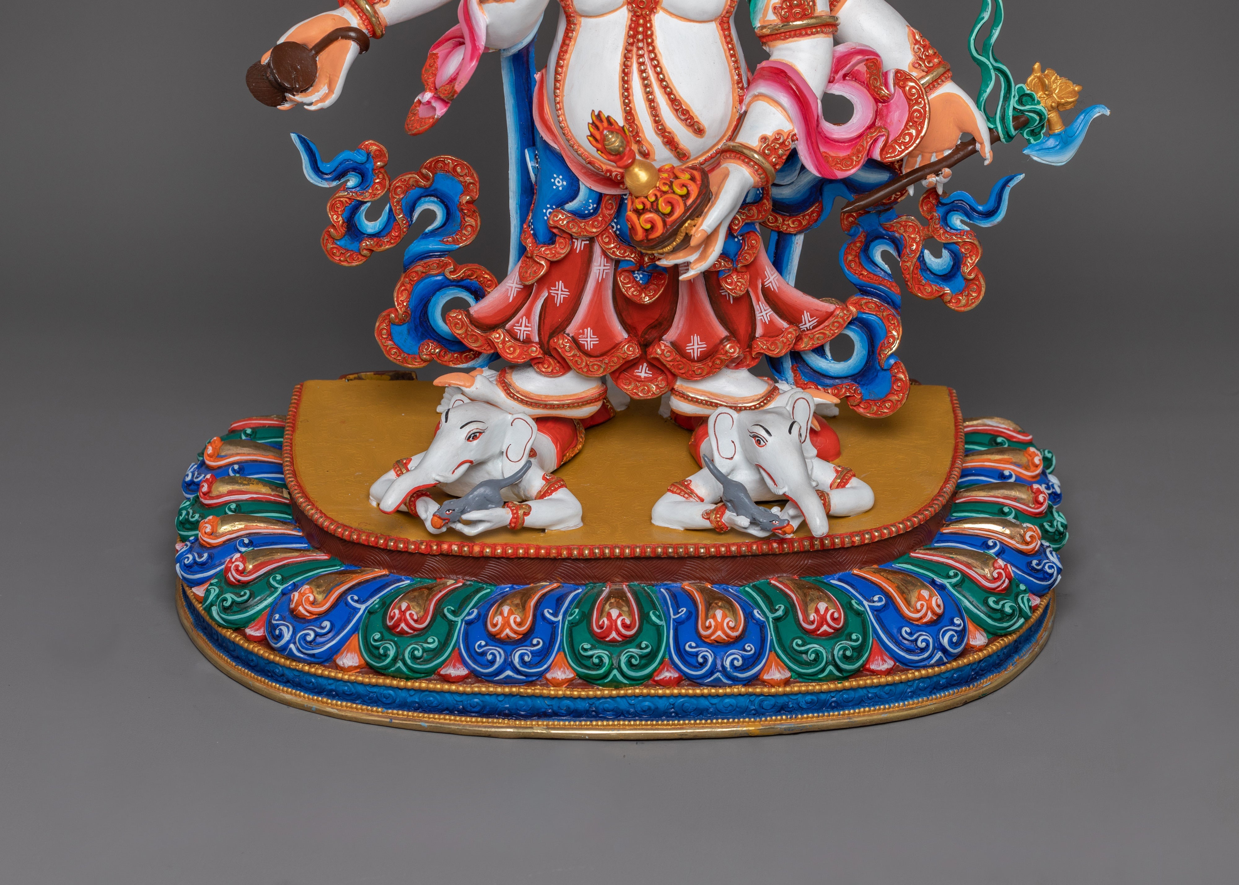 Dharma Defender White Mahakala | Fierce Benevolent Protector Deity