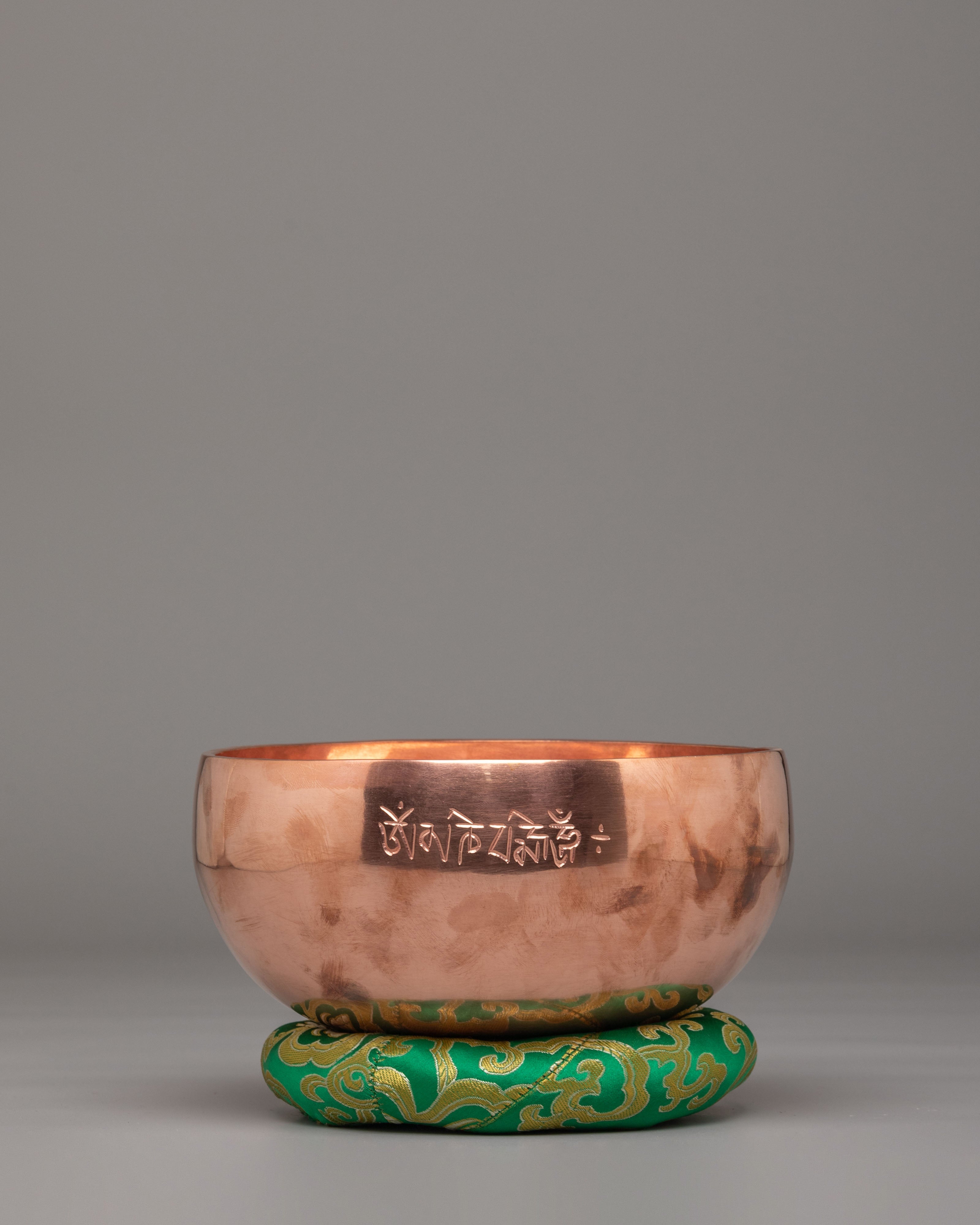 Handcrafted Singing Bowl Set | Tibetan Meditation Sound Healing