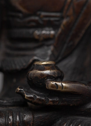 Oxidized Copper Shakyamuni Buddha Statue | A Symbol of Enlightenment and Serenity