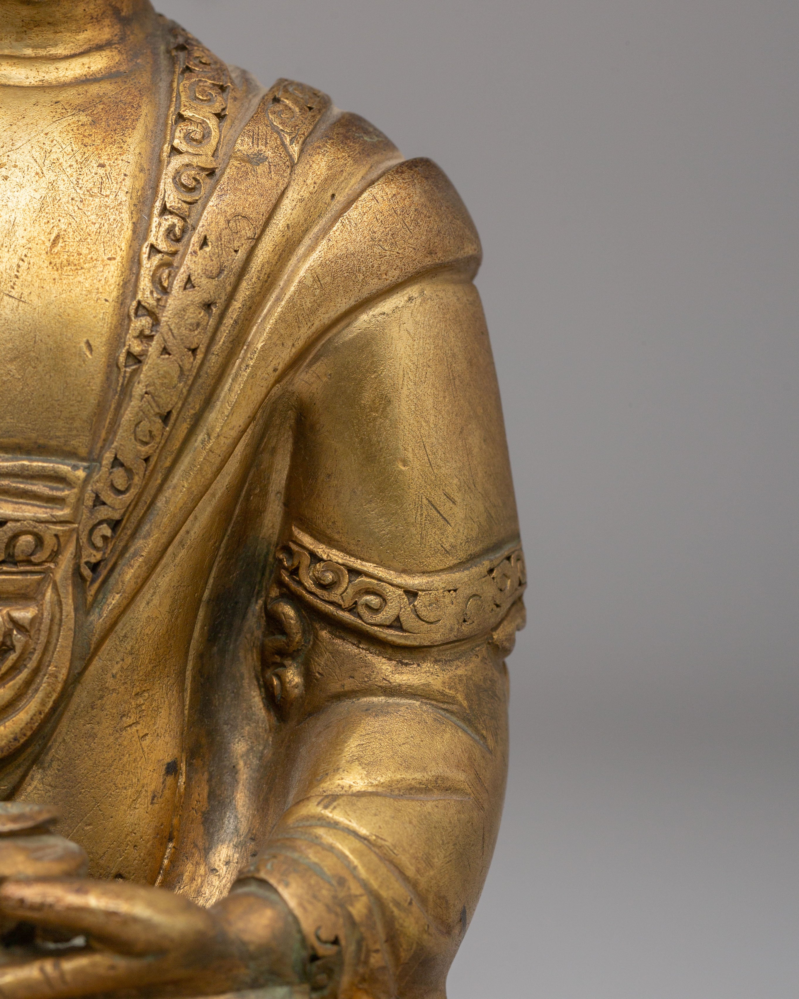Historic Sage Shakyamuni Buddha Statue | Symbol of Enlightenment and Wisdom