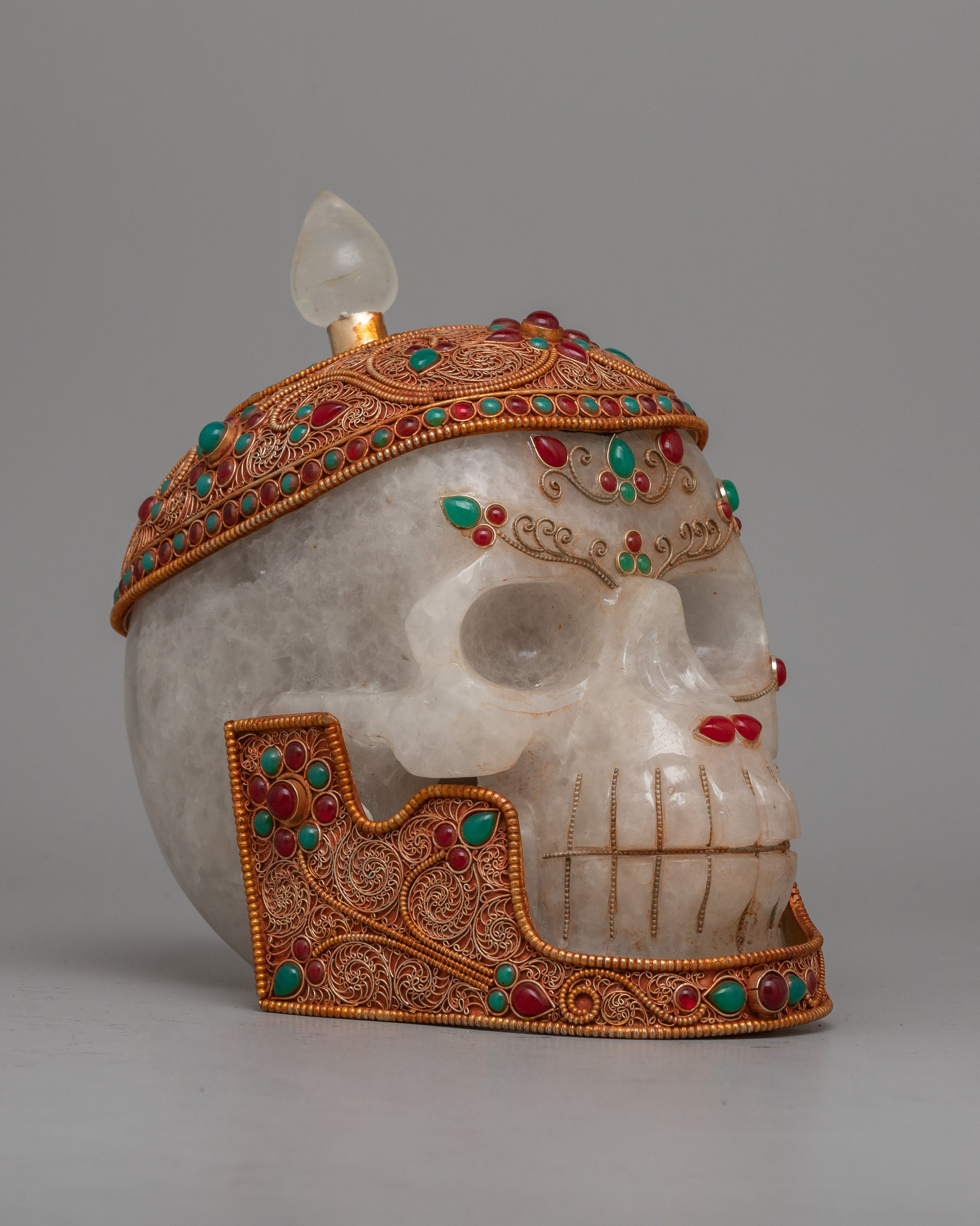 Crystal Skull Statue | Mysterious Symbol of Spiritual Wisdom and Universal Knowledge