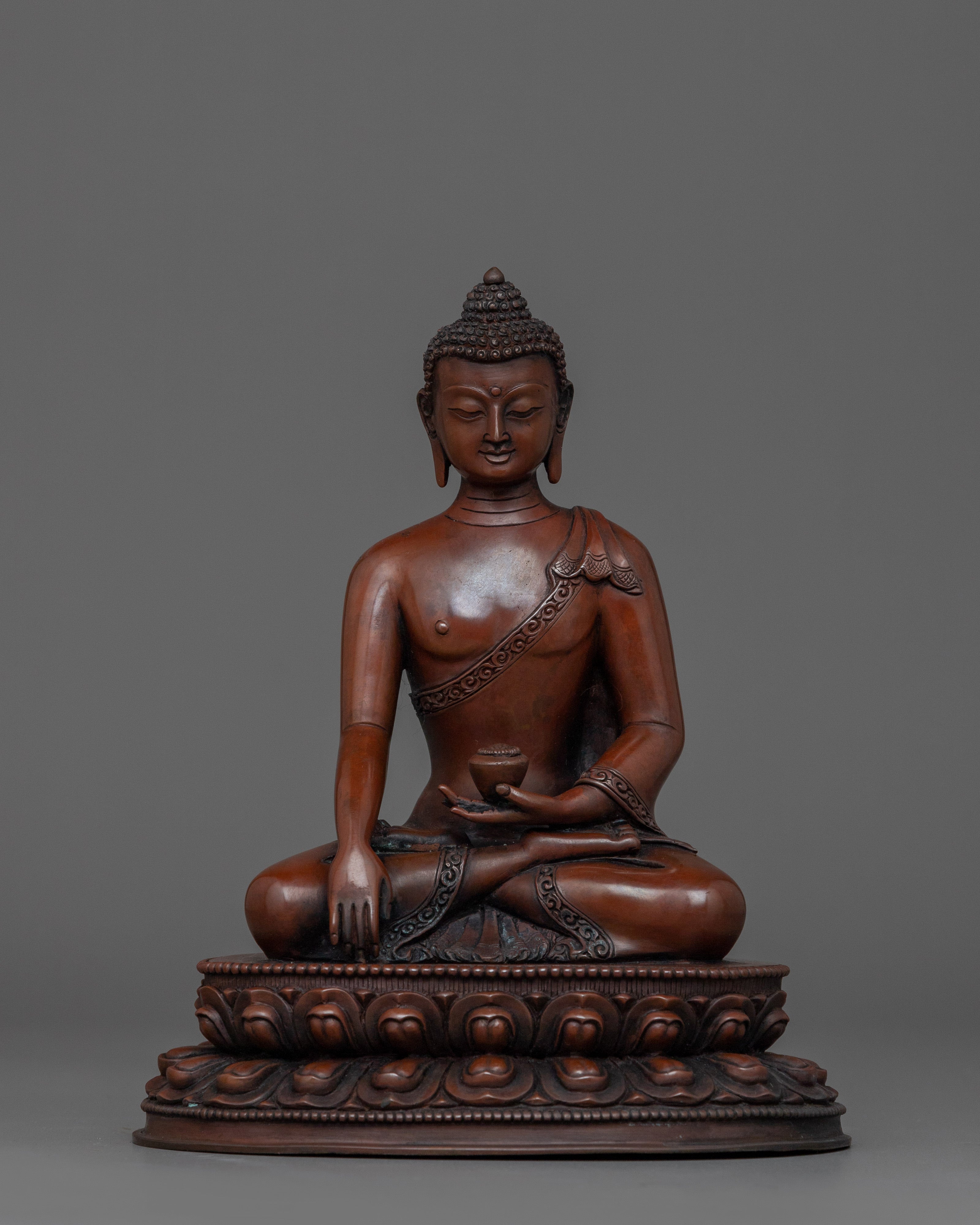 shakyamuni-buddha-awakened-one-statue