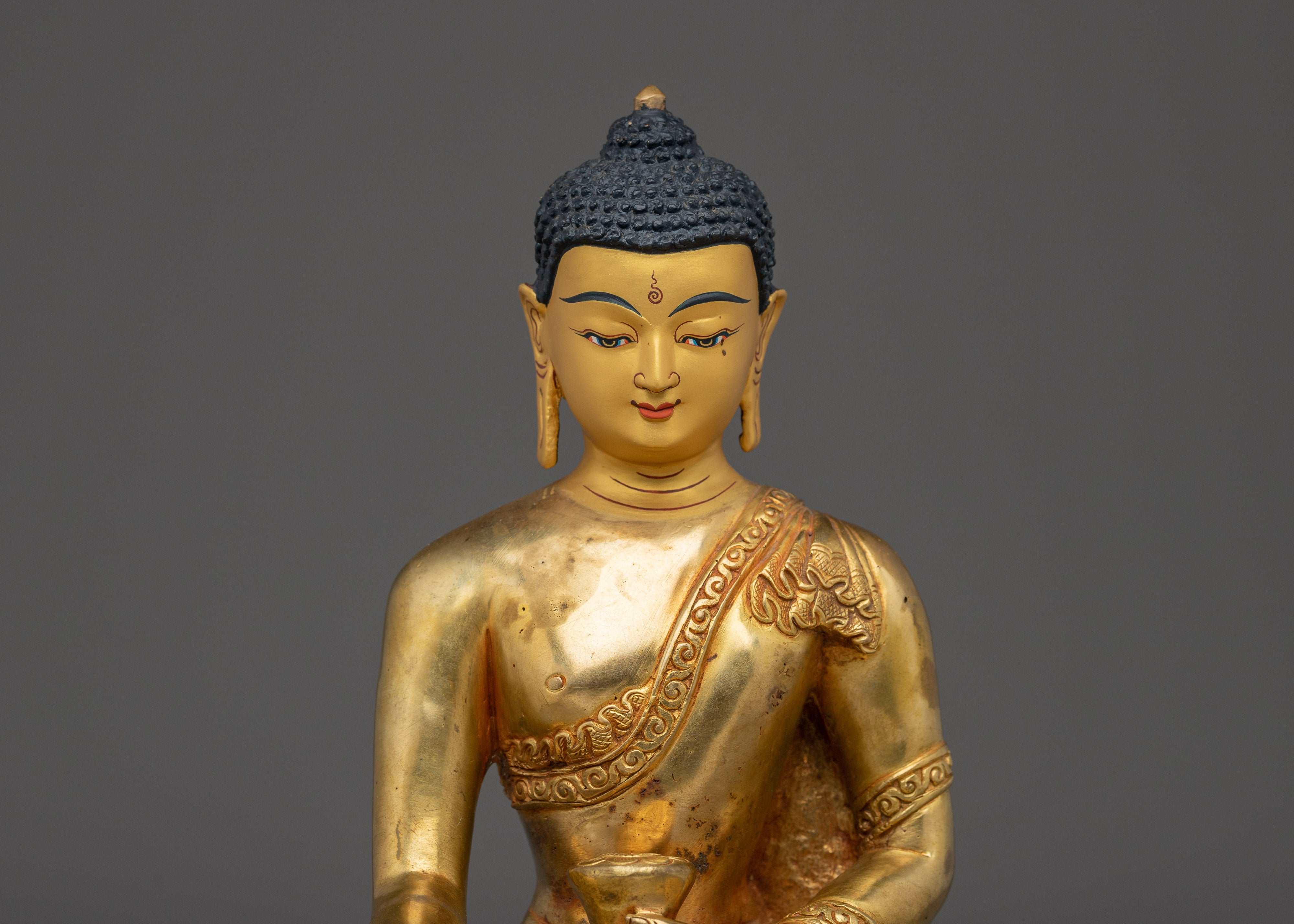 Golden Statue of Shakyamuni Buddha | Sage of the Shakyas