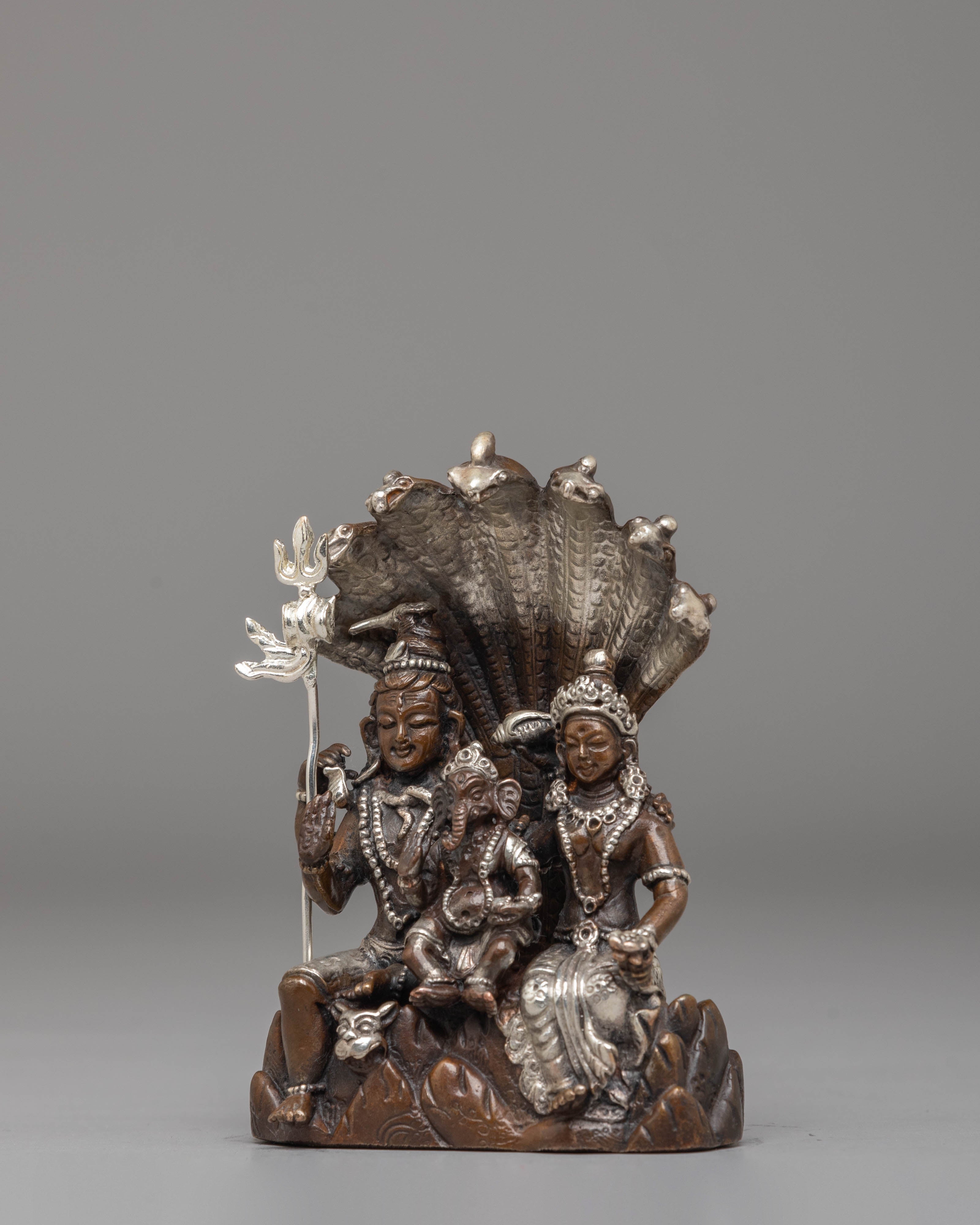 Handmade Hindu Shiva Family Statue | Sacred Symbol of Family Unity and Devotion