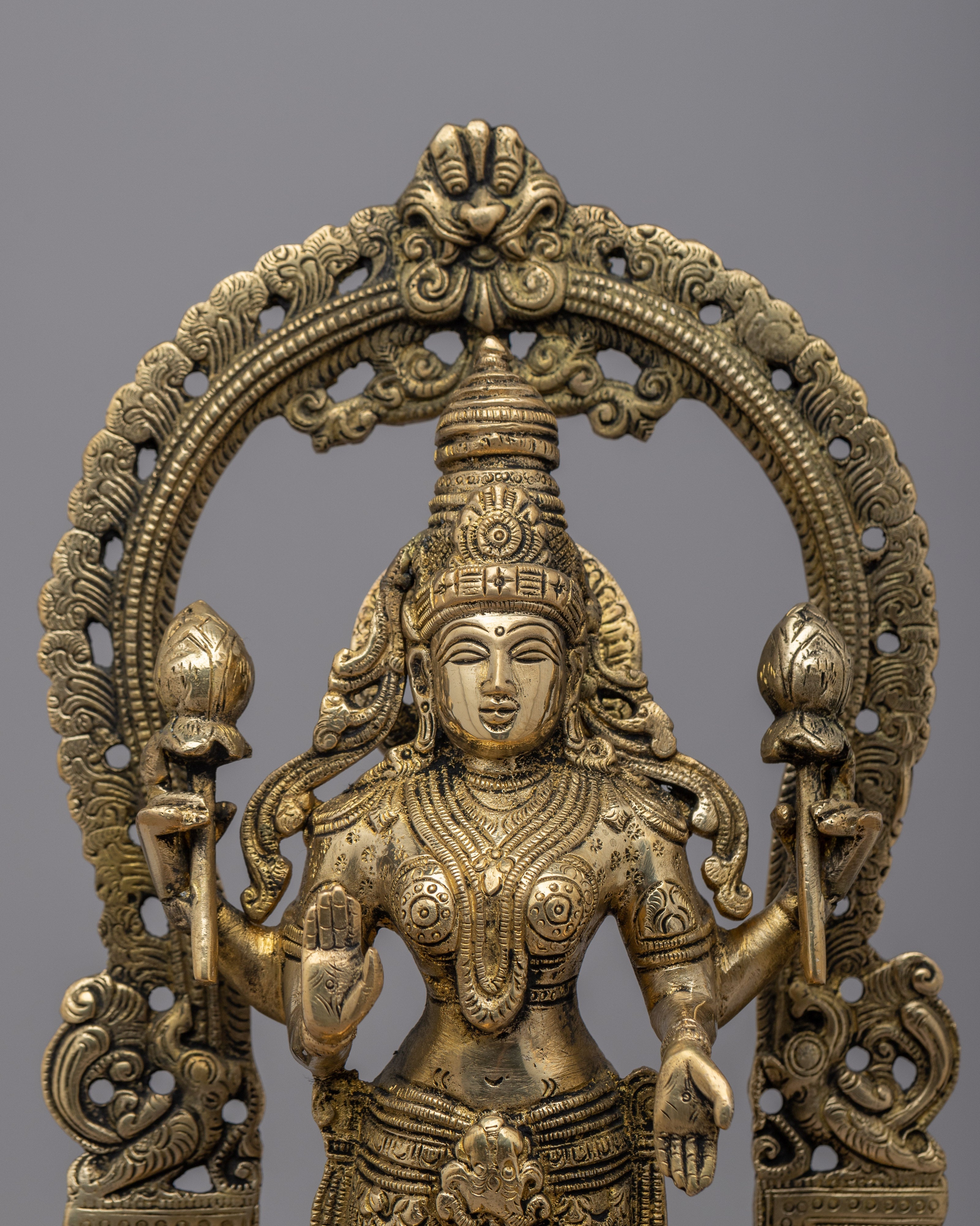 Goddess Laxmi Statue | Embracing Abundance and Fortune in Art