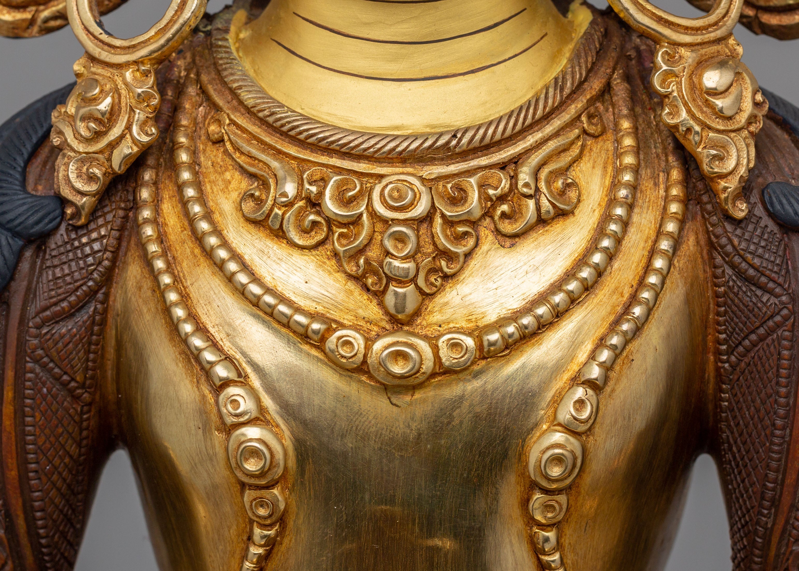 Traditional Amitayus Statue | Handcrafted Artwork