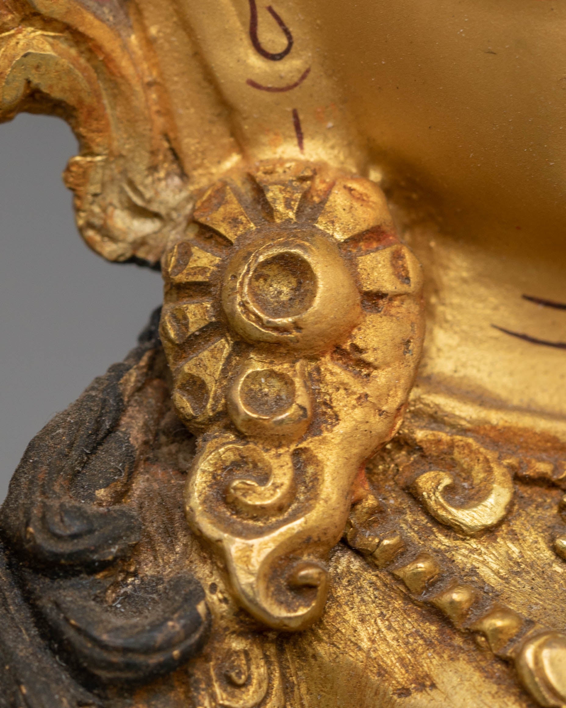 Saraswati Sculpture for Decor: The Goddess of Wisdom