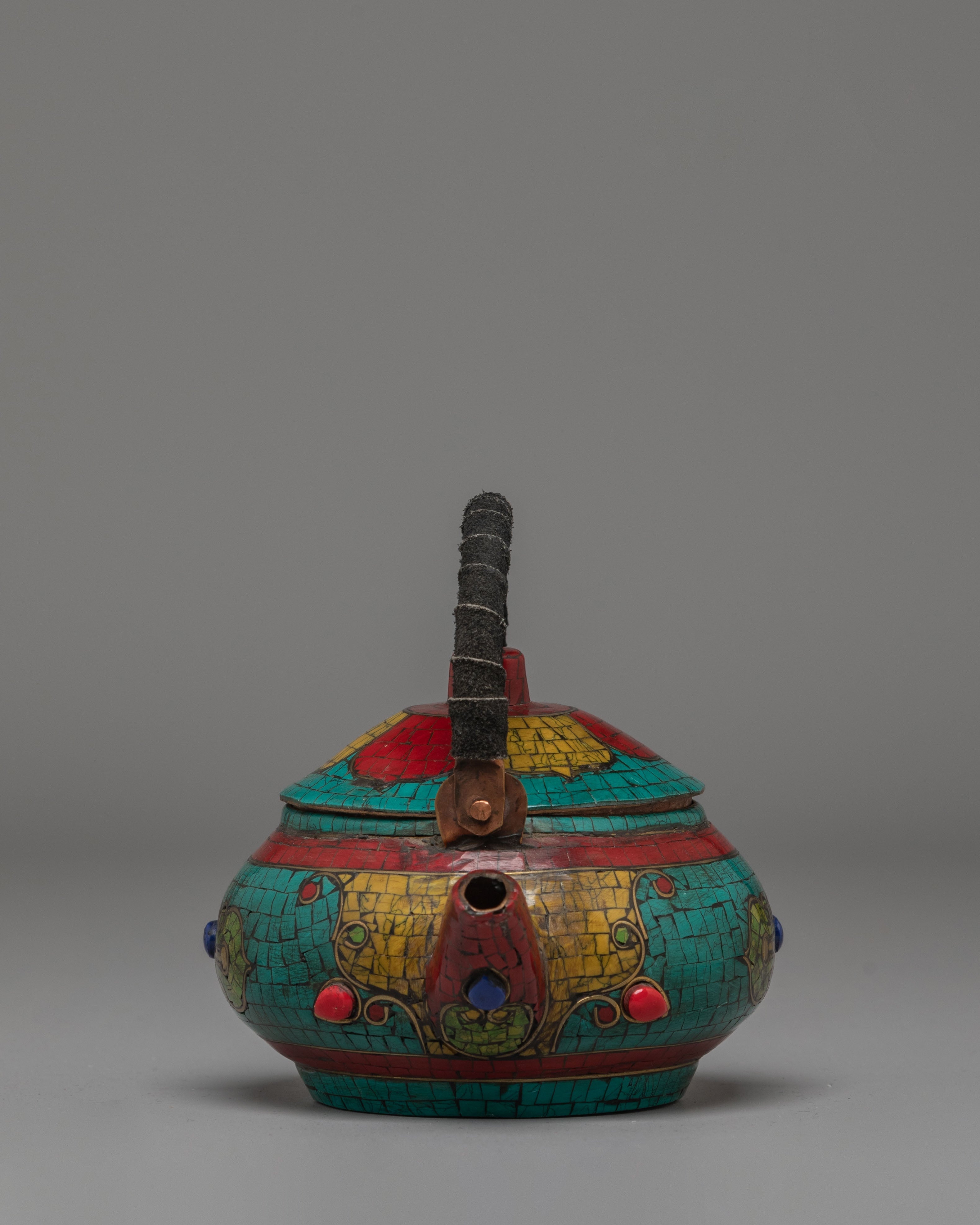 Tibetan Handcrafted Tea Pot | The Art of Mindfulness