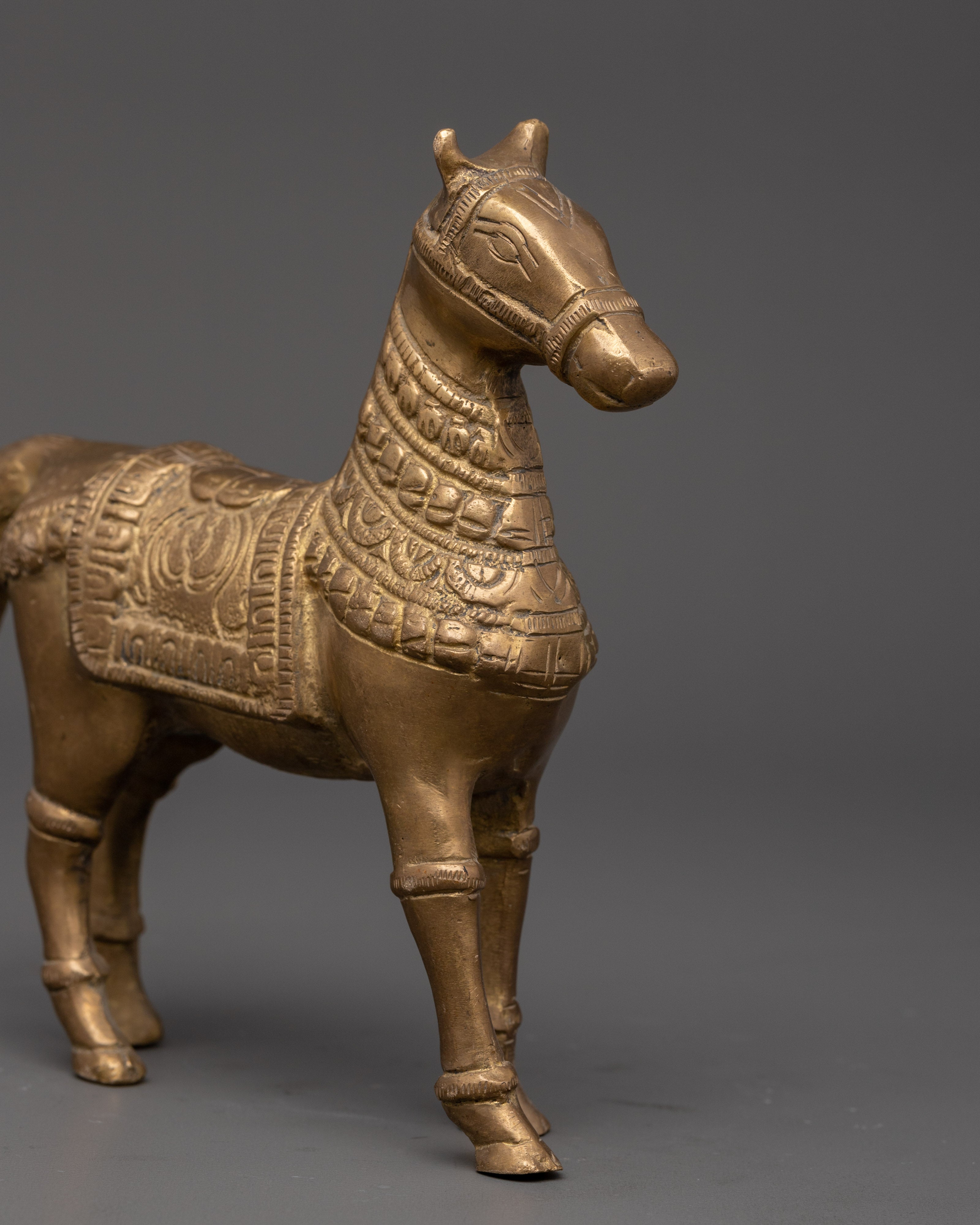 Brass Horse Sculpture for Home Decor | Handcrafted Symbol of Power, Speed & Victory