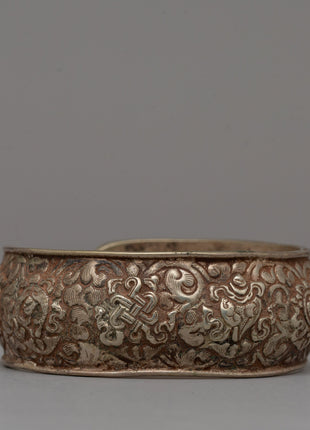White Metal Tibetan Bracelet | Spiritual and Ethnic Style