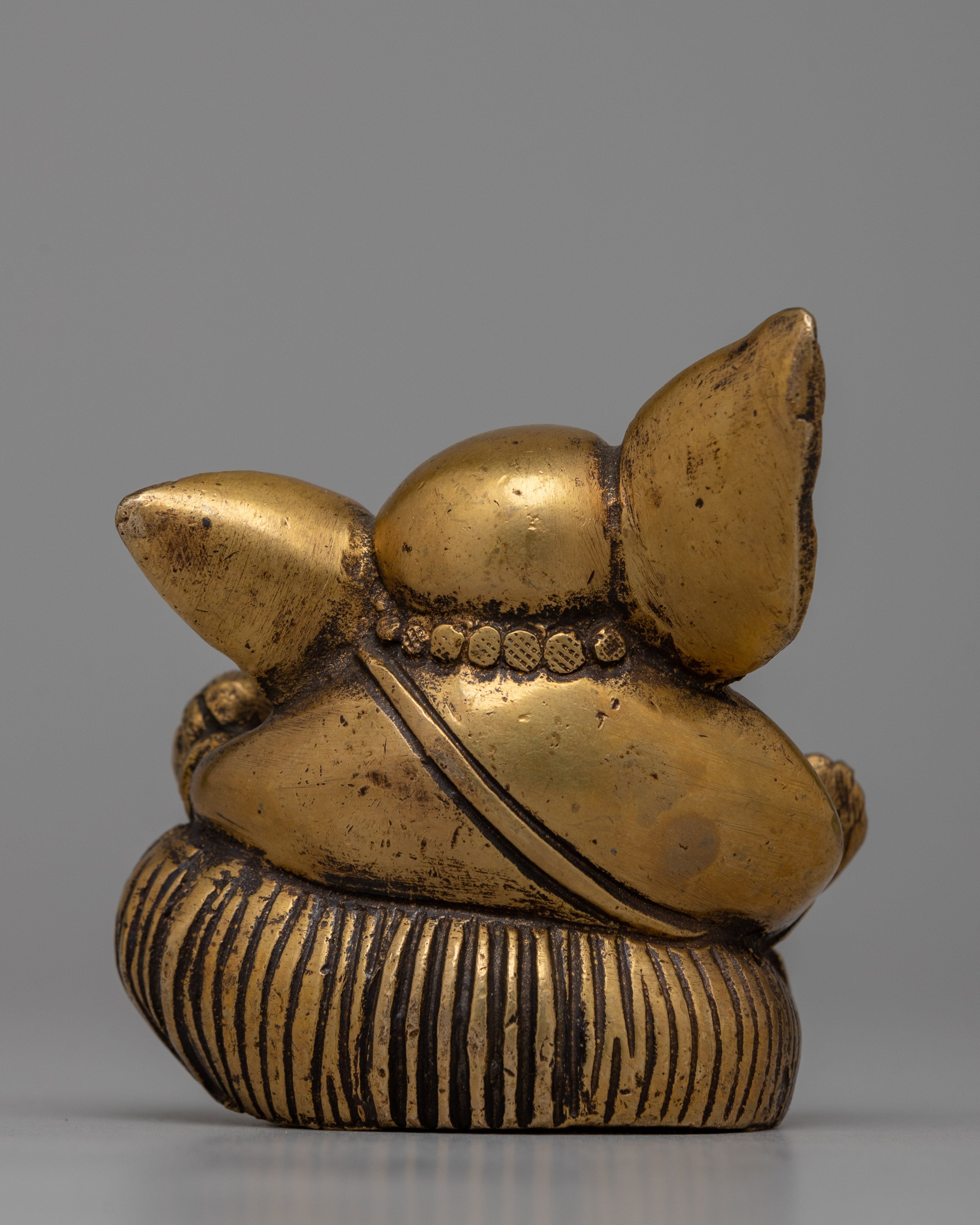 Ganesh Brass Statue | Serene Meditation Room Decor