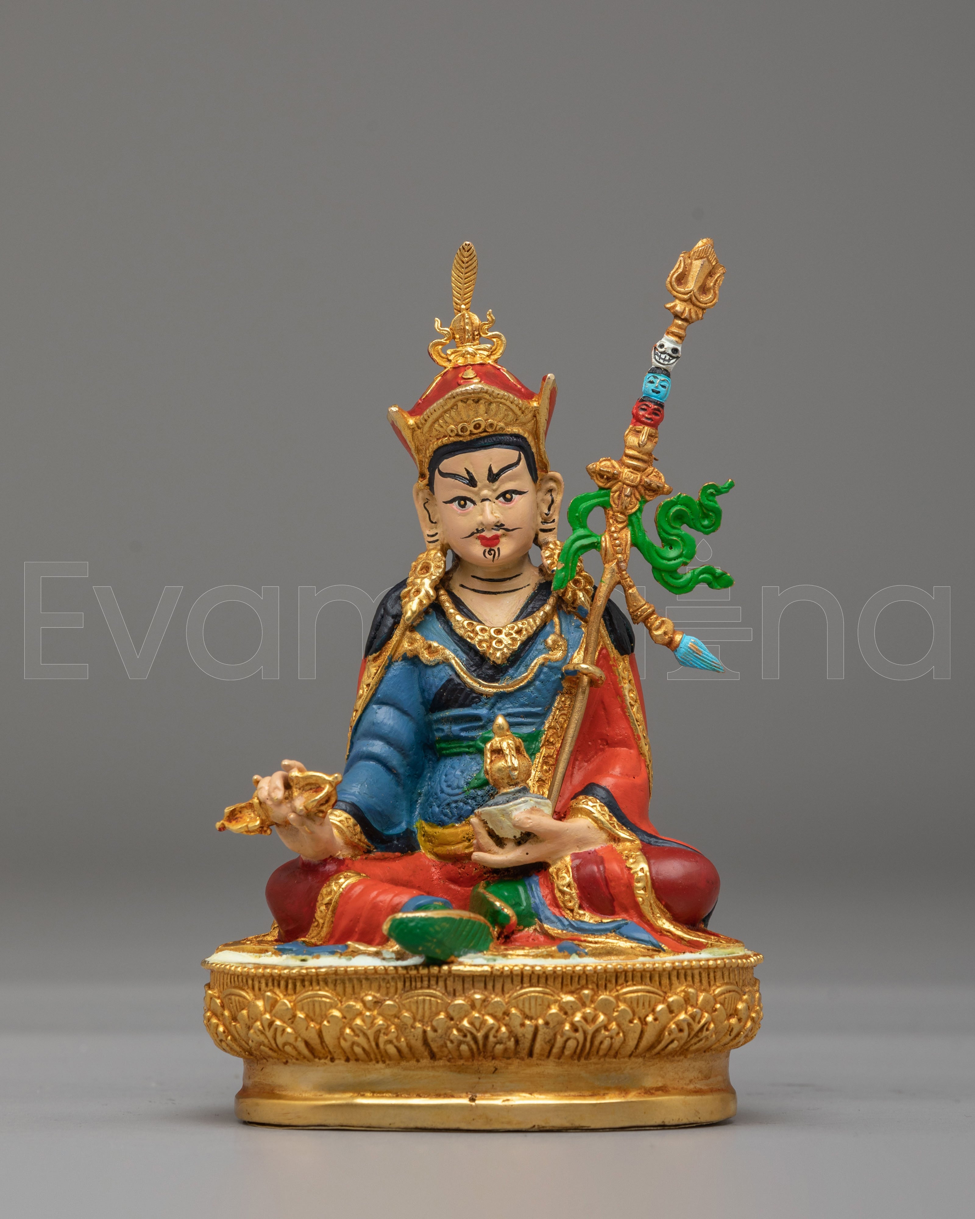 Guru Rinpoche Statue