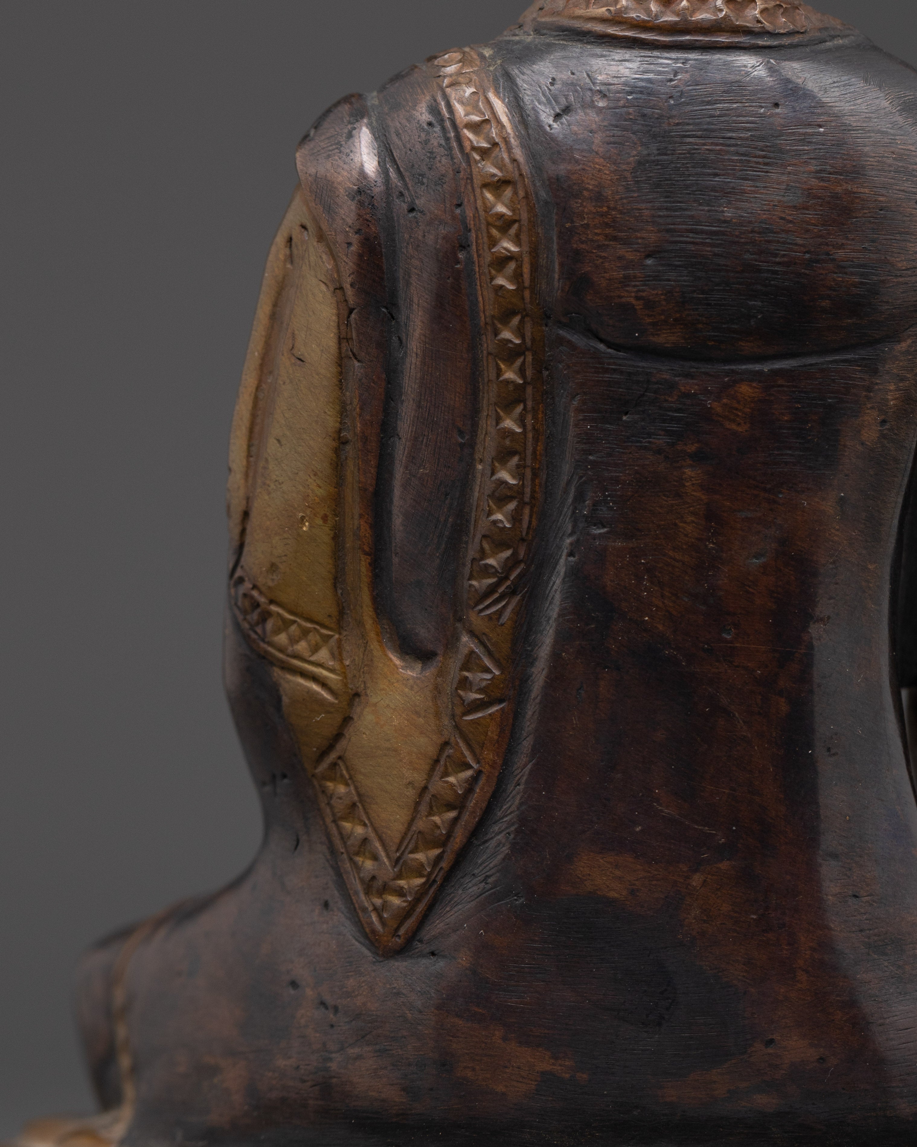 Buddhist Medicine Buddha (Bhaisajyaguru) Figurine | Symbol of Healing and Compassion