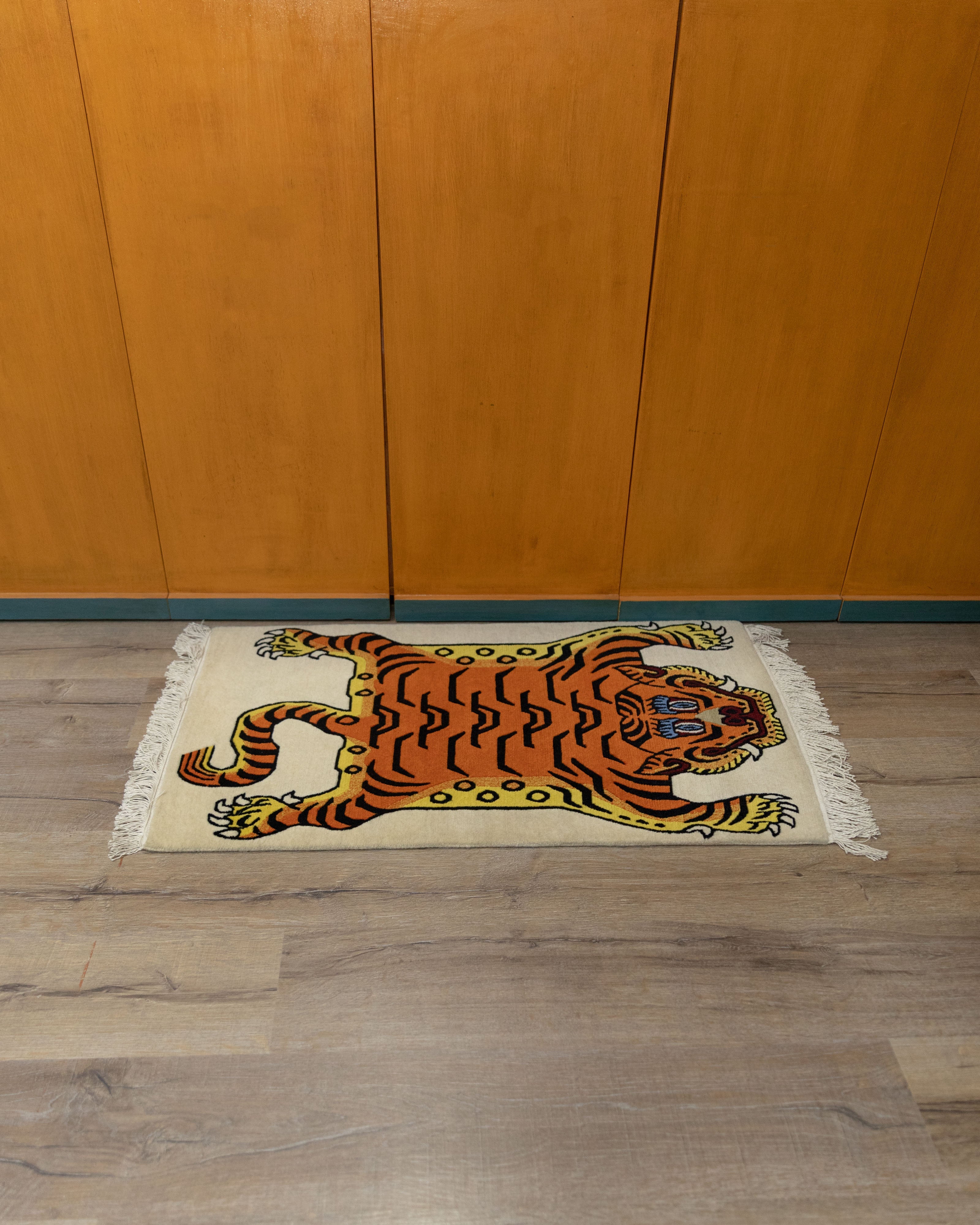 Woolen Tiger Rug | Hand-Knotted Wool Carpet