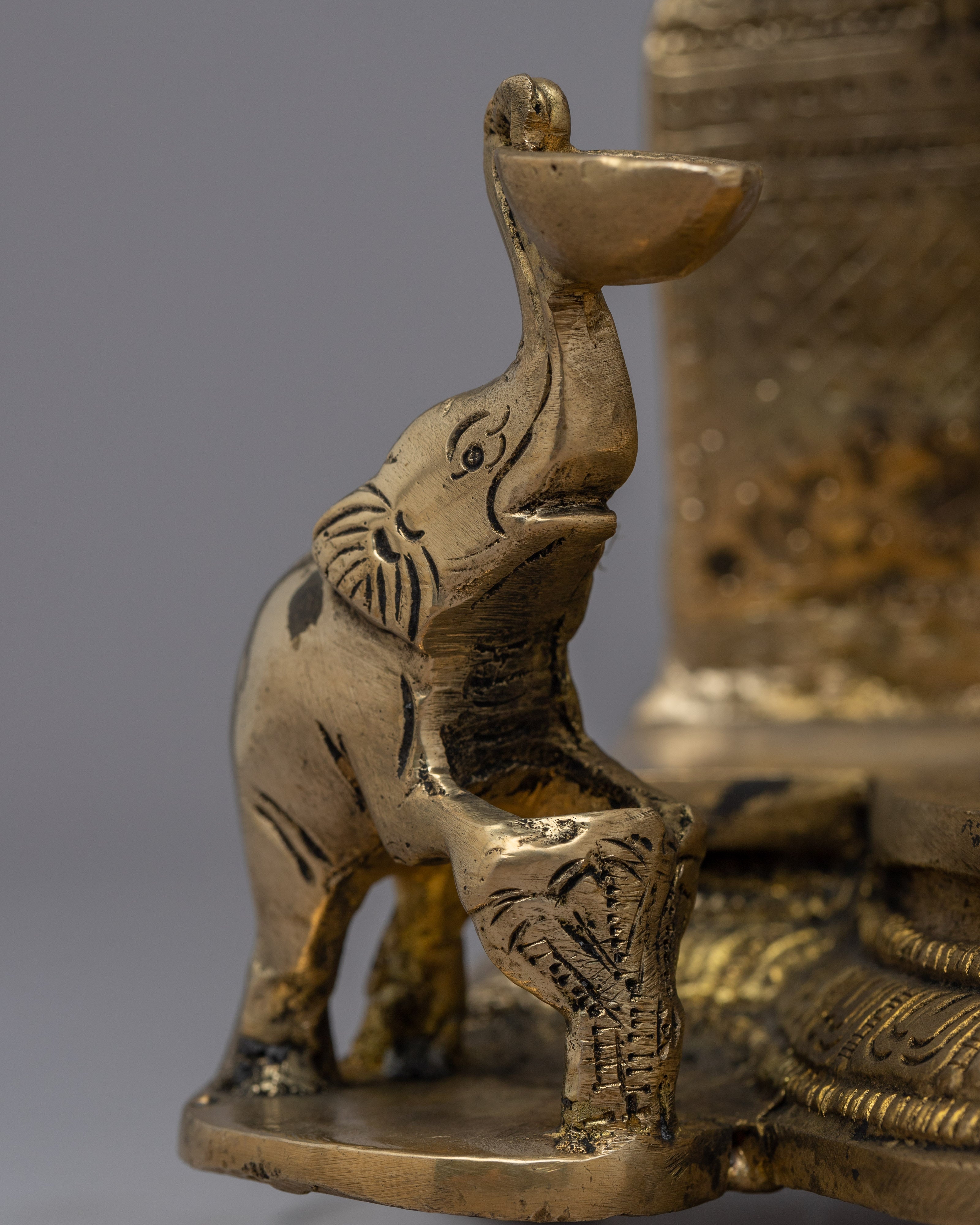 Goddess Laxmi Statue | Embracing Abundance and Fortune in Art