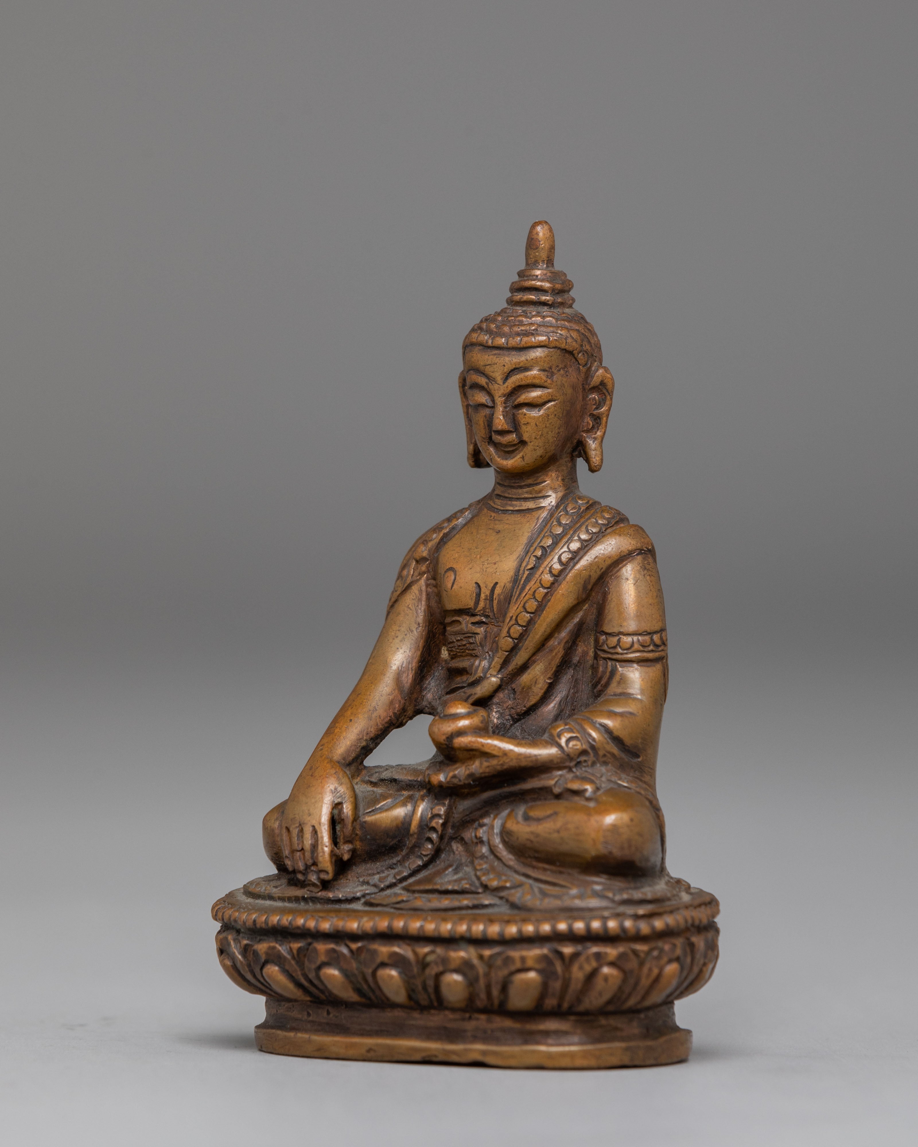 Historical Buddha Statue of Shakyamuni Buddha | Enlightened One