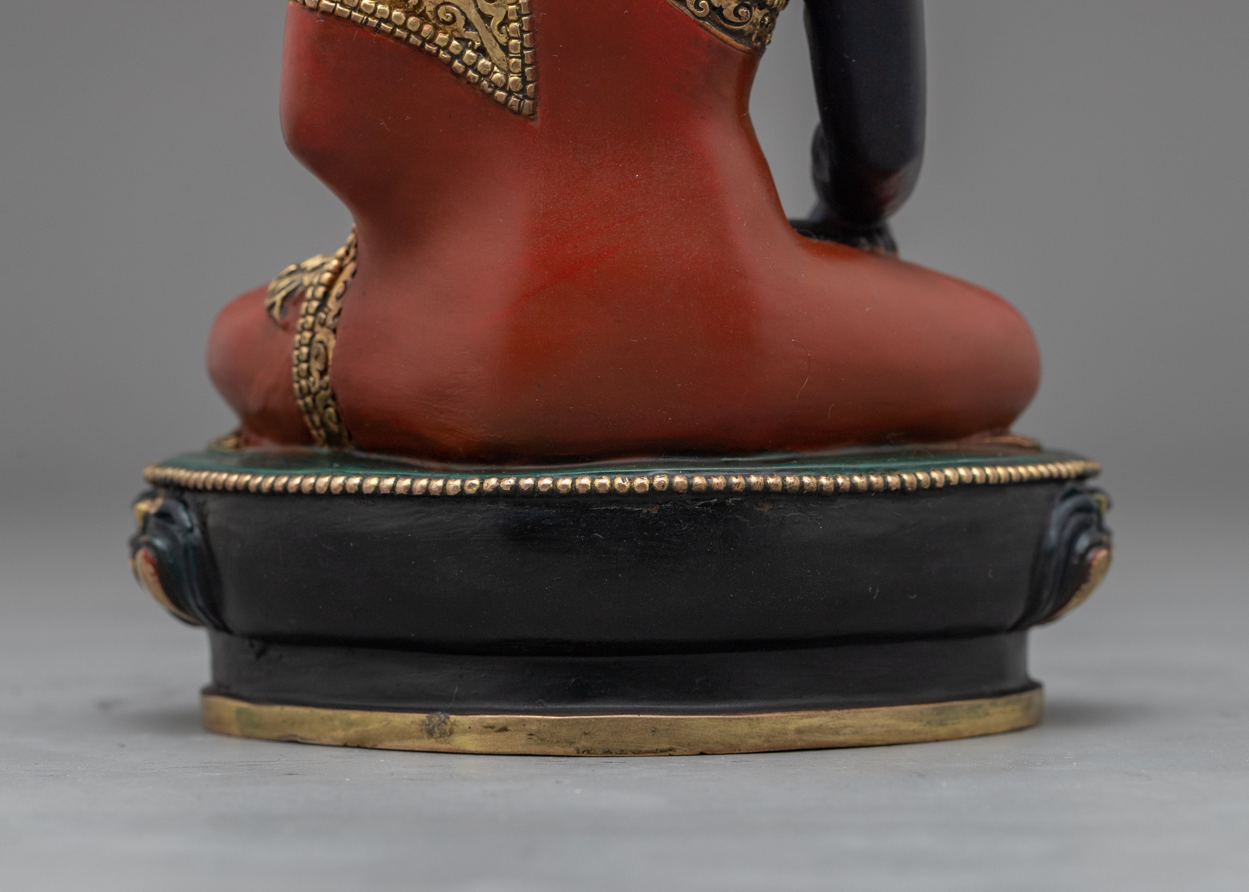 The Sapphire Shakyamuni Buddha Statue | A Beacon of Serenity and Enlightenment