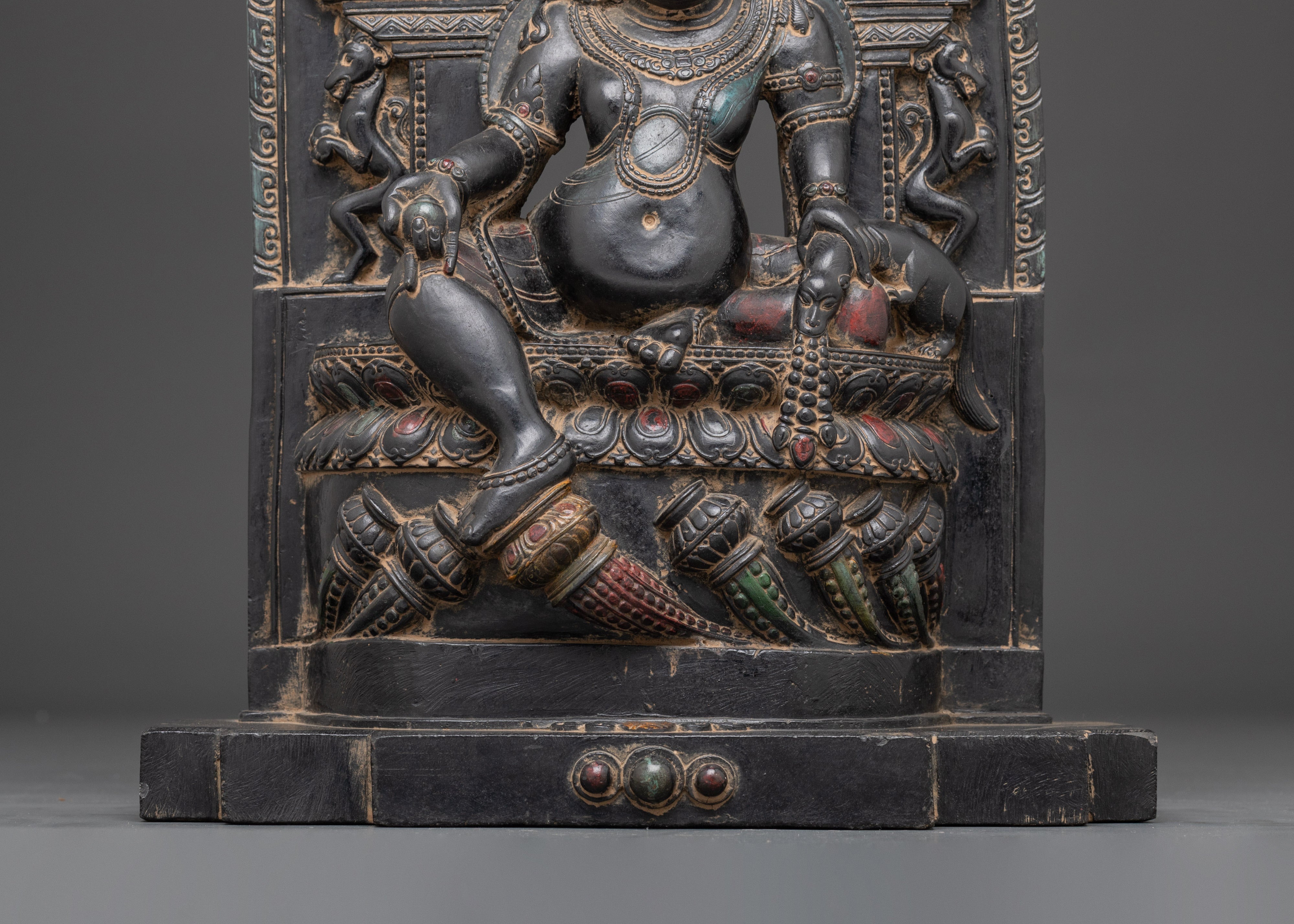 Dzambhala the Deity of Wealth Statue | Icon of Prosperity
