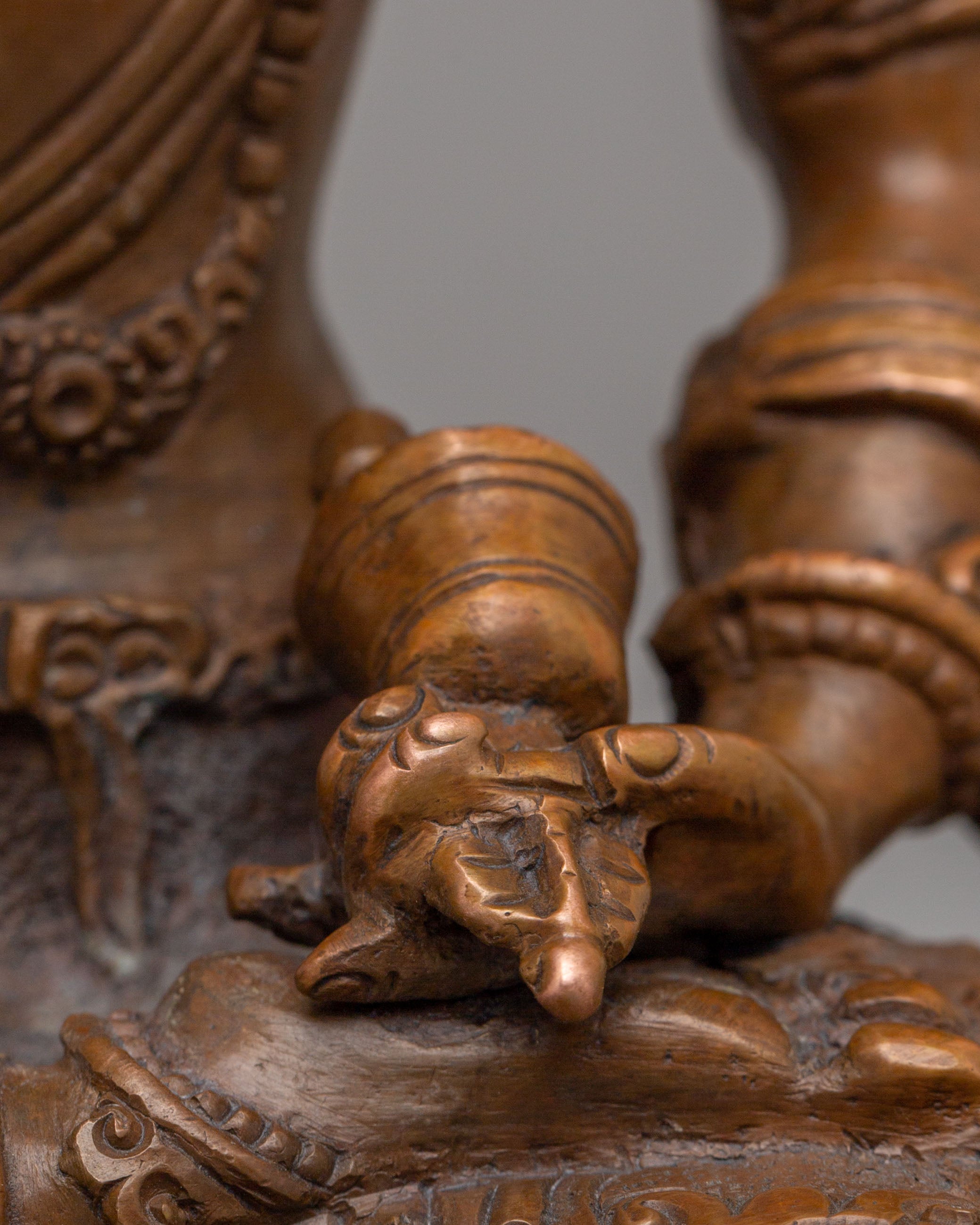 Traditional Buddhist Vajrasattva Statue | Symbol of Purification