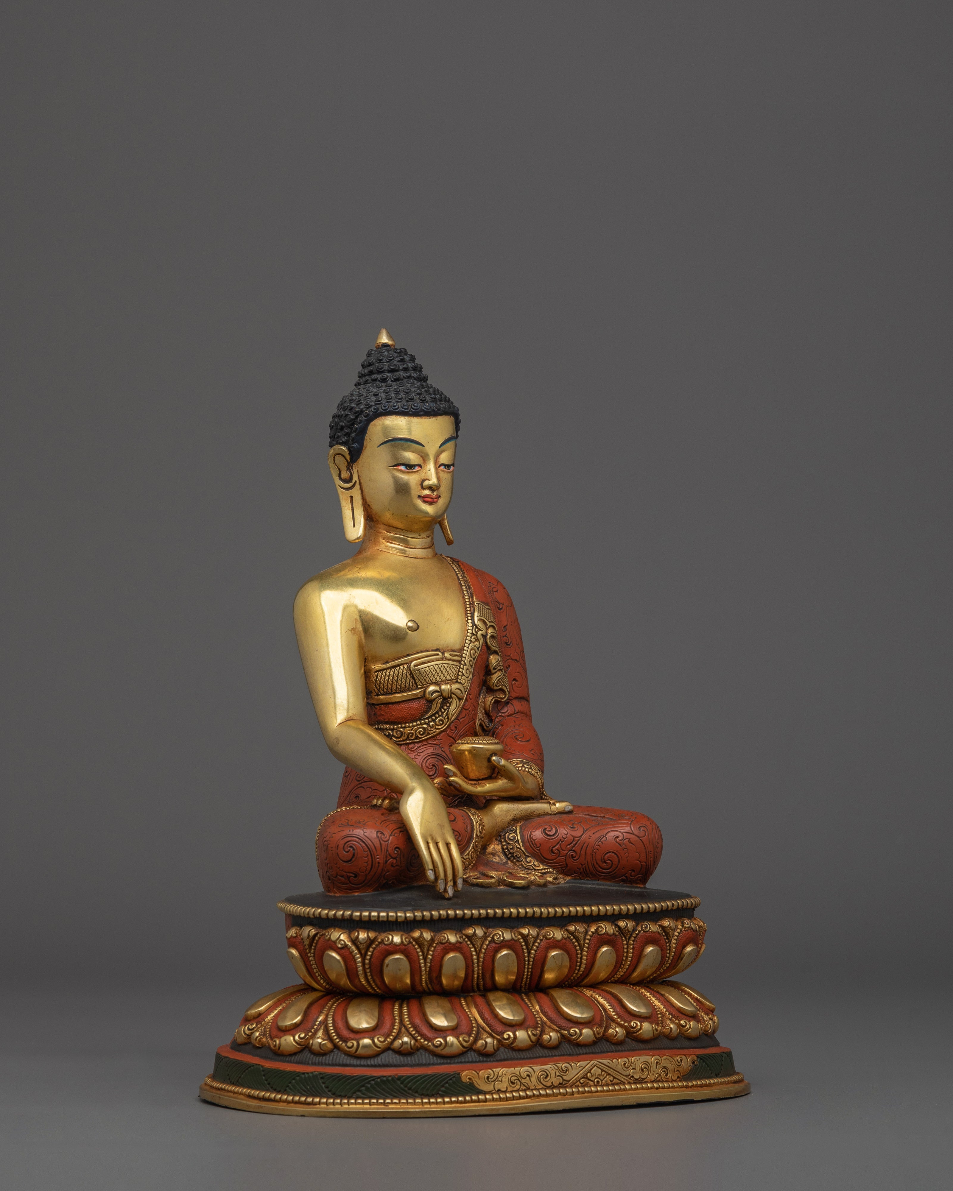 Handmade Shakyamuni Buddha Statue | The Enlightened One Who Changed the World