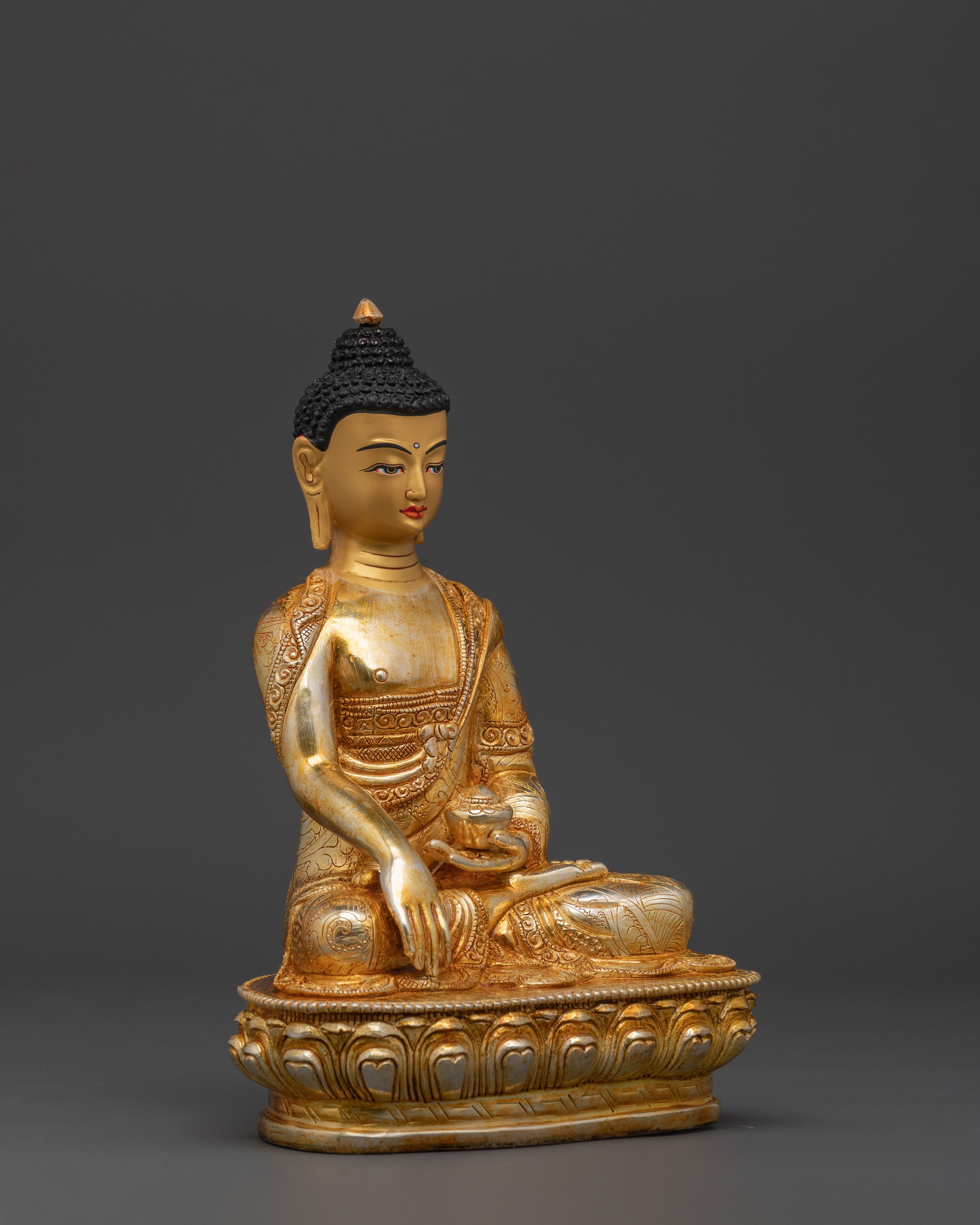 Buddha Shakyamuni Handmade Sculpture | Serenely Seated Buddha Statue