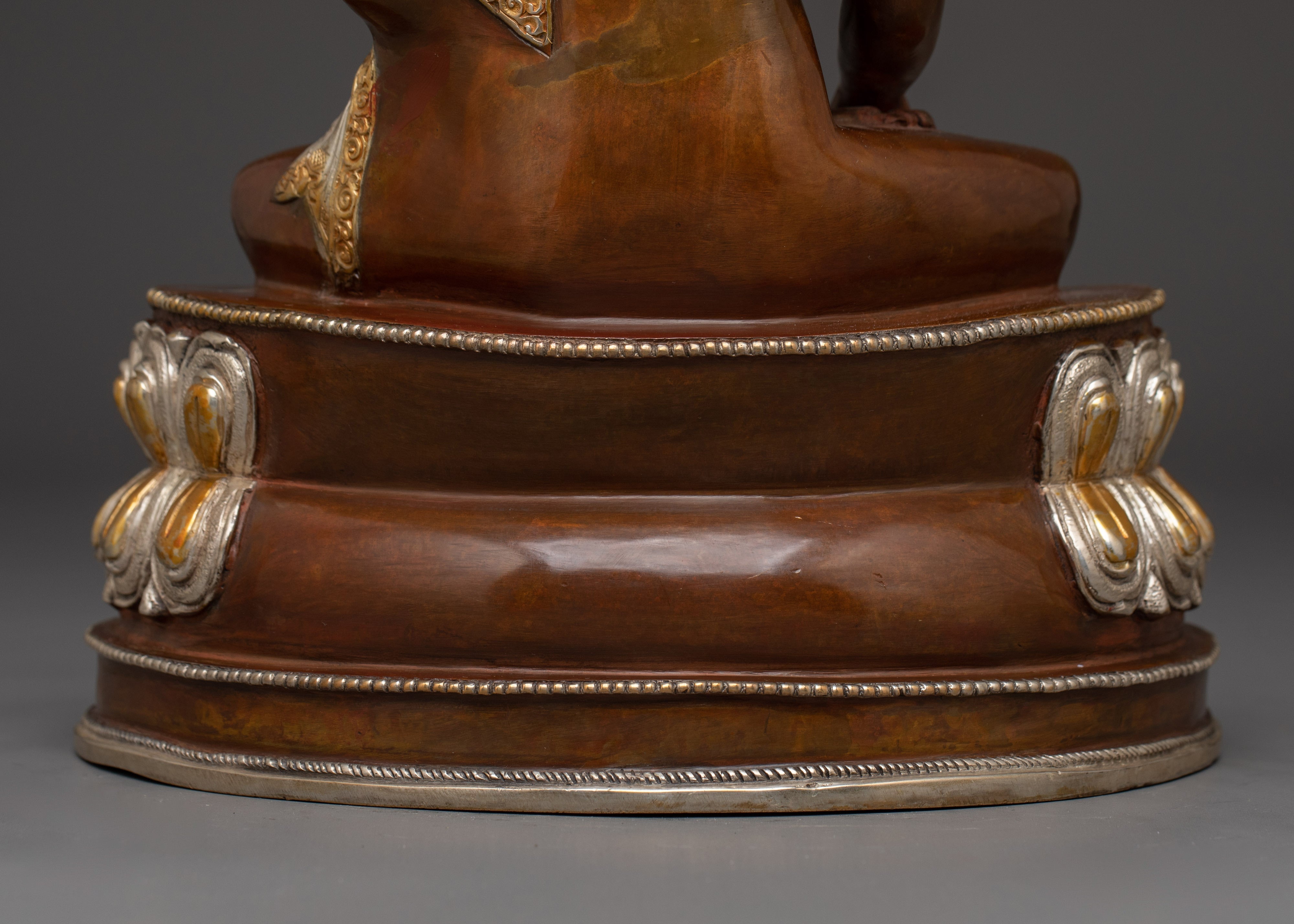 Shakyamuni Buddha in oxidized copper | Awakened Gautama Buddha