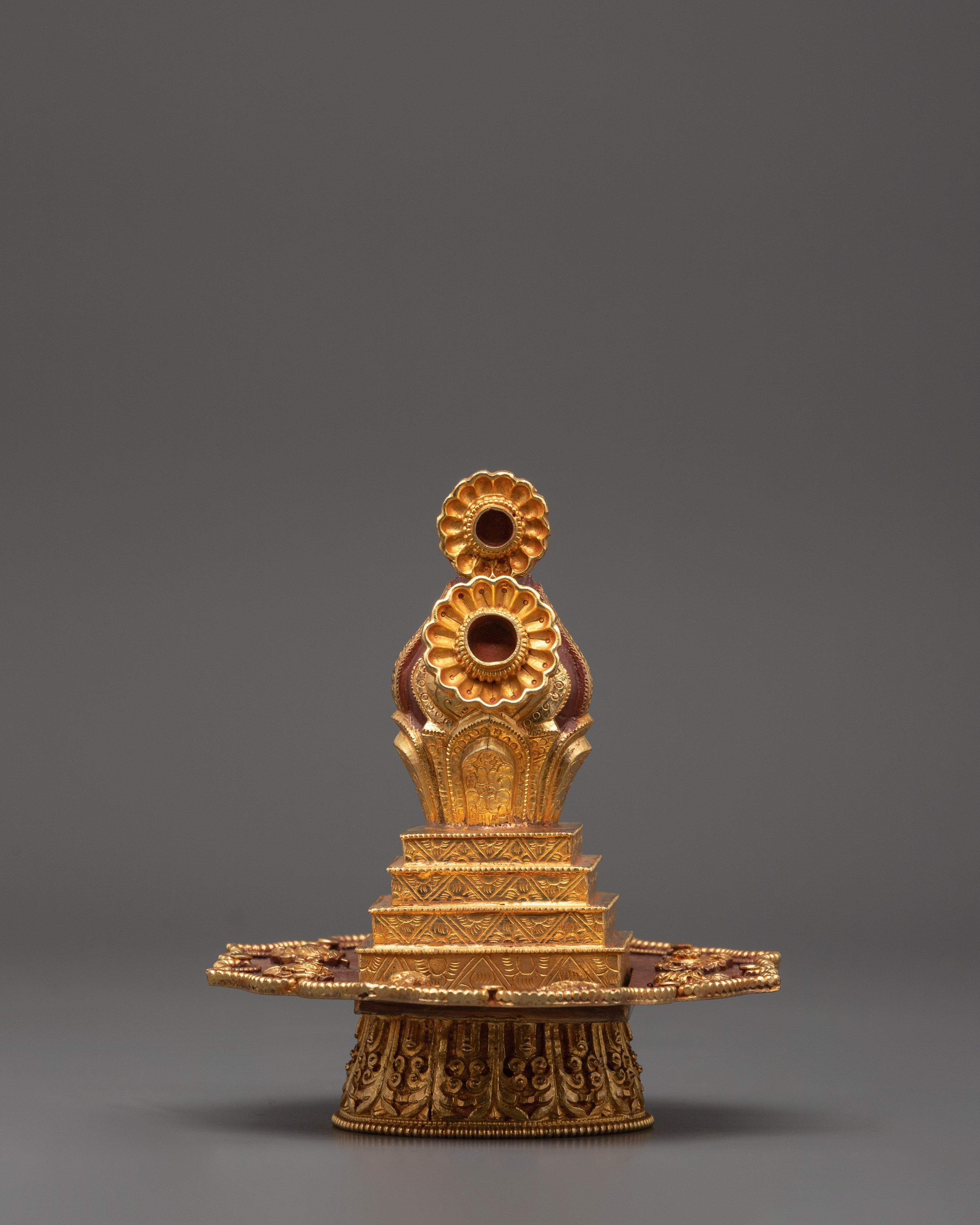Gold-Plated Life Vessel for Shrine | Traditional Crafts