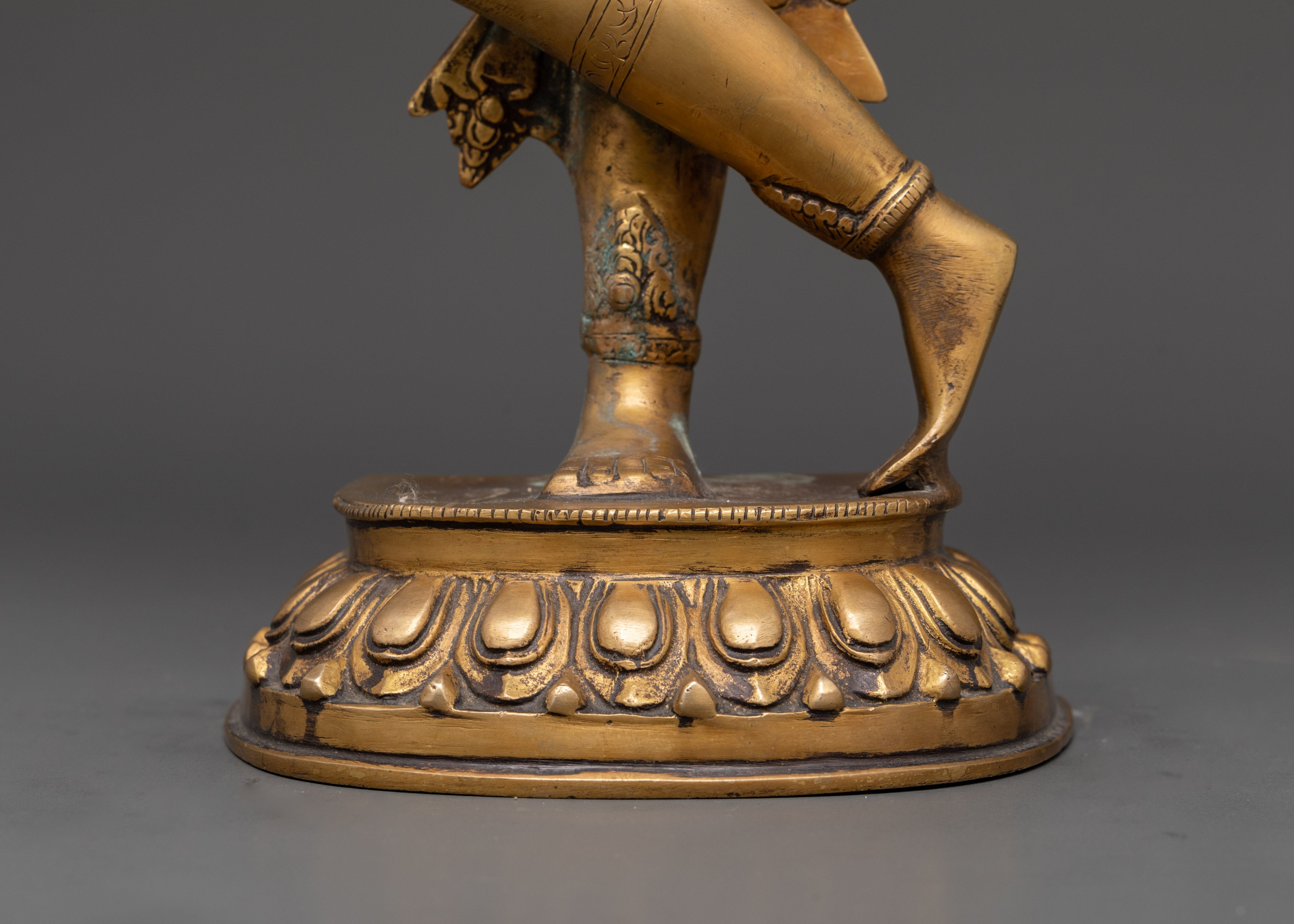 Maya Devi Brass Sculpture for Dharma Decor | Traditional Artwork