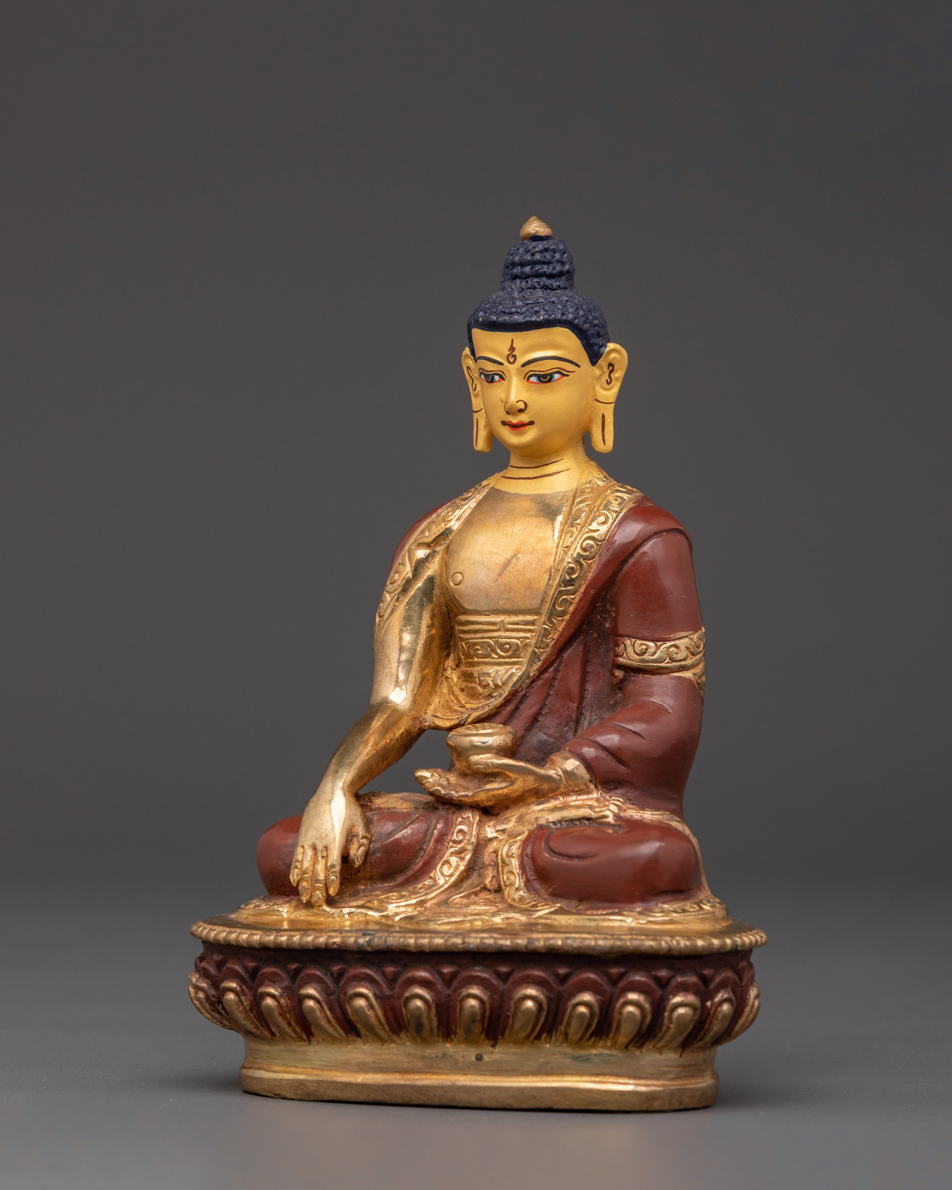 Seated Shakyamuni Buddha Statue | Gold Plated Copper Sculpture