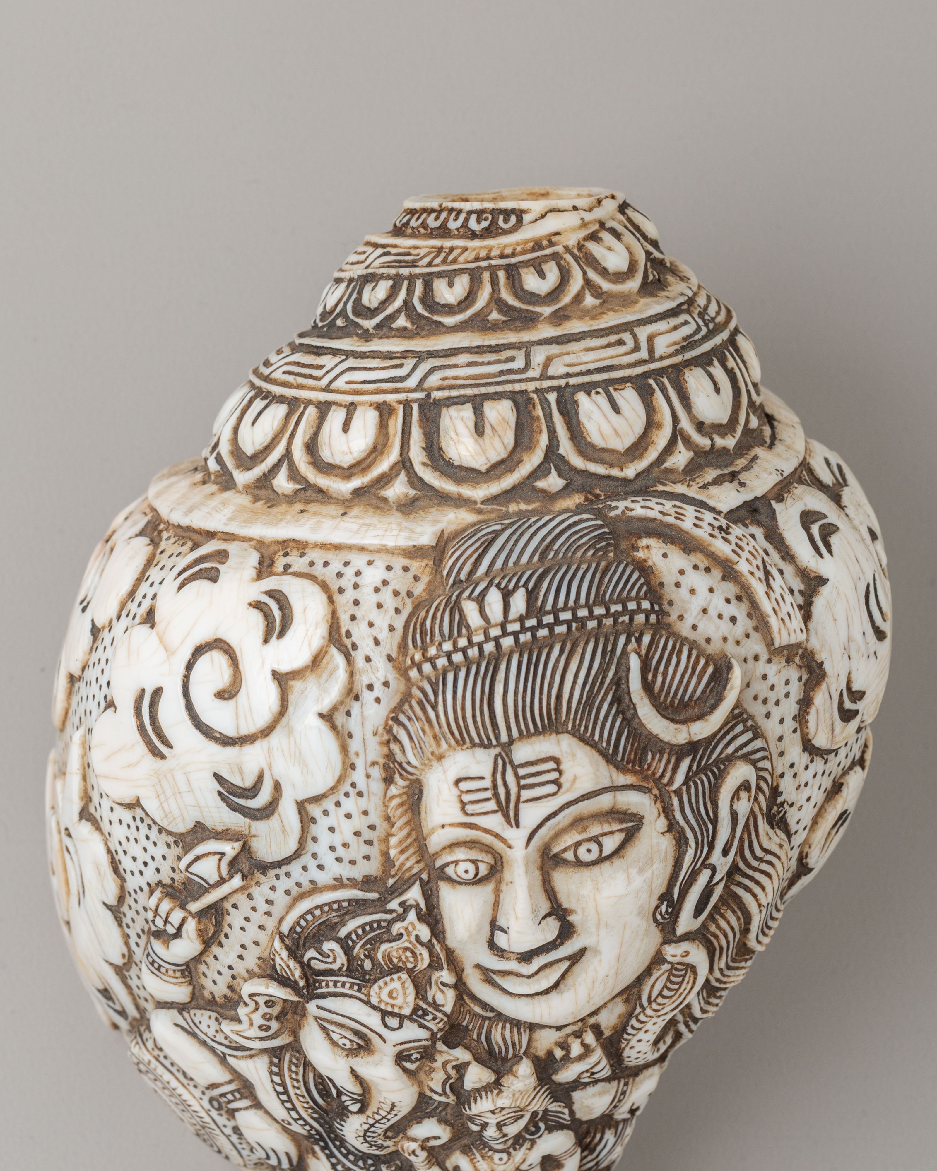 Shiva Family Carved Conch | Hand Carved Lord Shiva Family Artwork