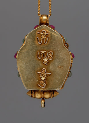 Chenresig Box Ghau Locket | Silver Amulet Symbolizing Compassion