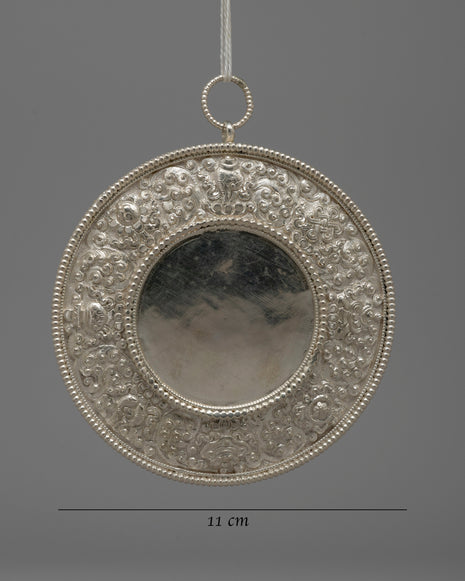 Round Silver Mirror | Timeless Elegance and Reflective Beauty for Your Space