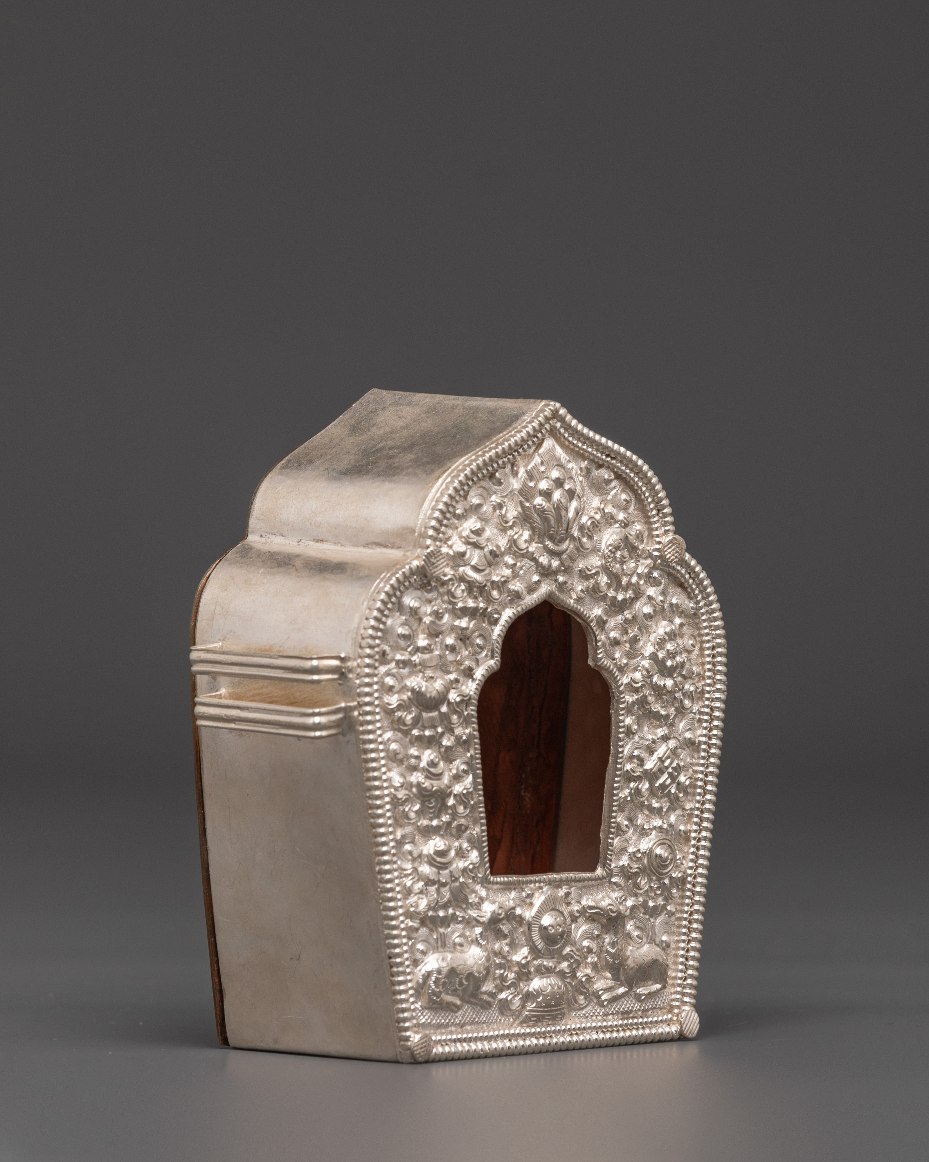 Traditional Pure Silver Amulet Box |  Buddhist Gau Prayer Box