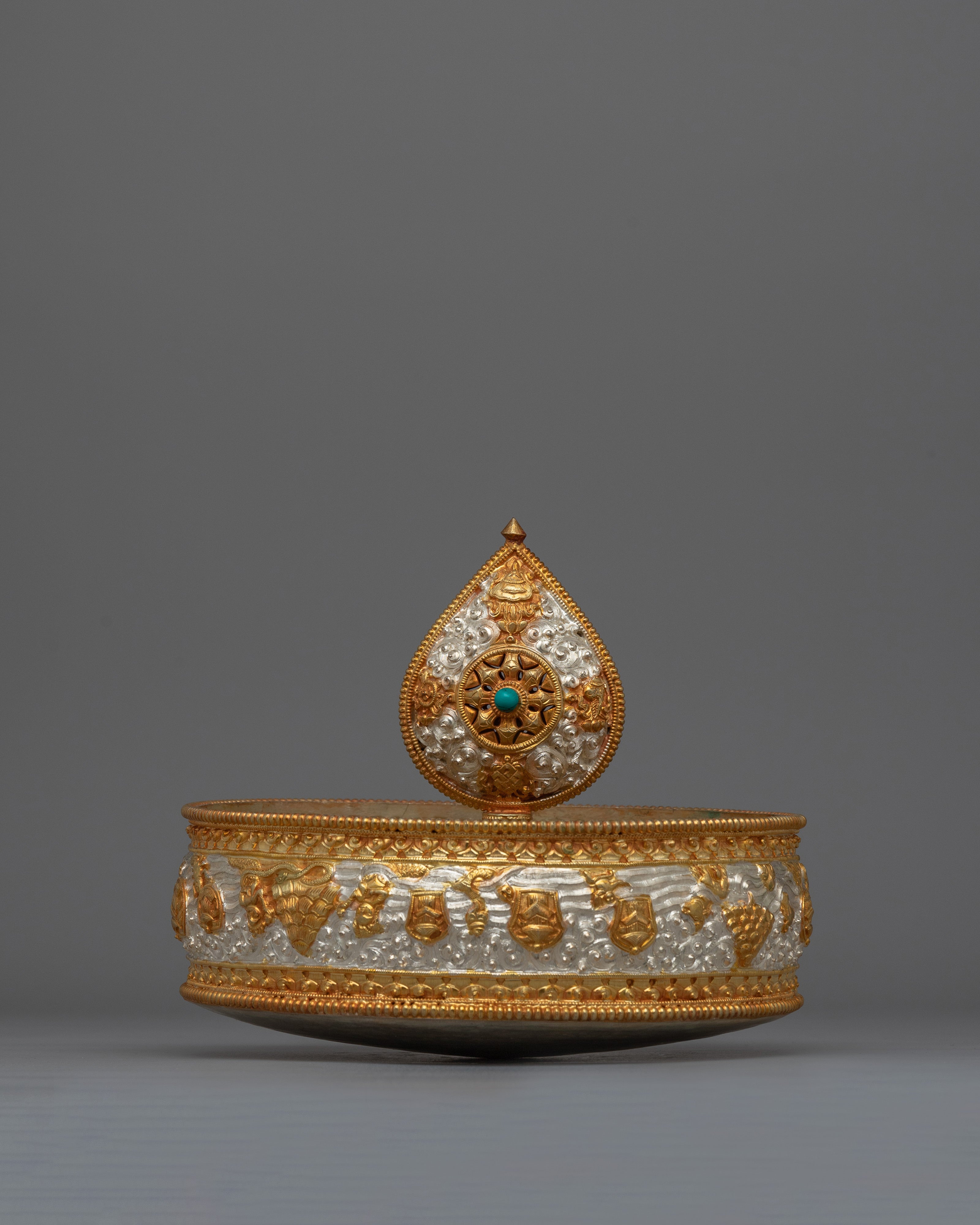 Traditional Mandala Design for Spiritual Practices | Copper Mandala with Geometric Detailing | Buddhist Mandala with Gold and Silver Accents