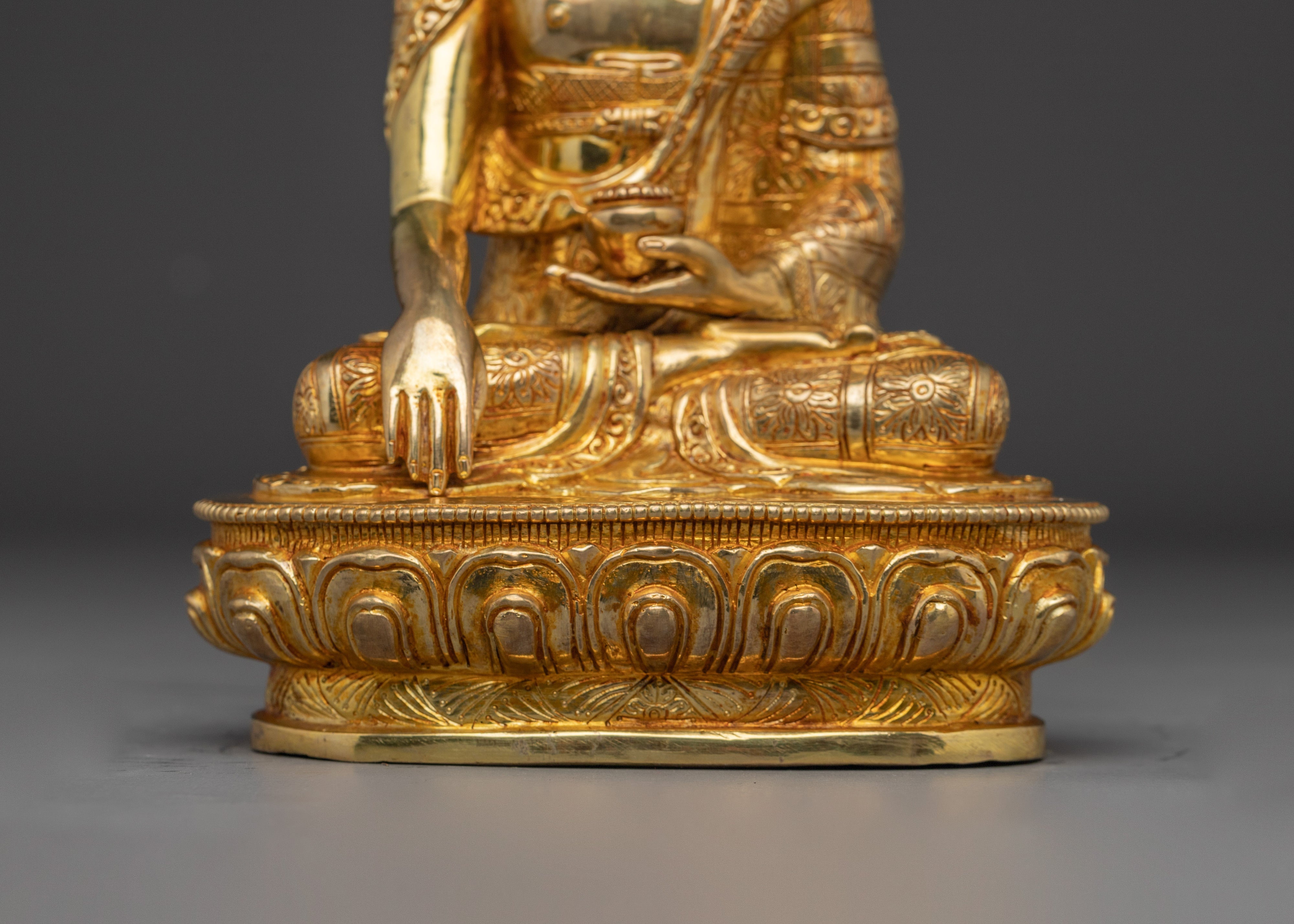 8.5 Inch Shakyamuni Buddha Statue | Embodiment of Wisdom
