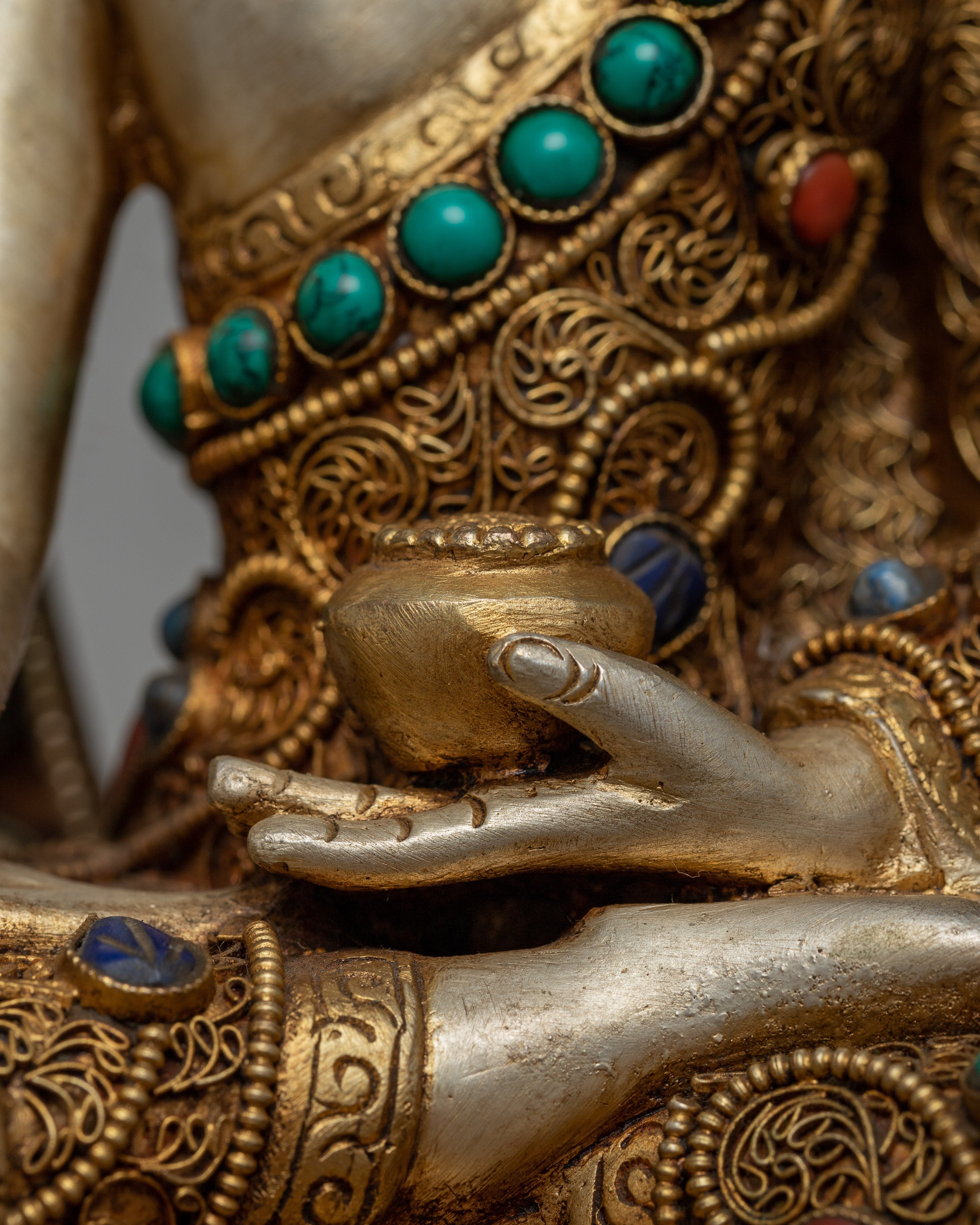 Shakyamuni Buddha on Throne Statue | Divine Representation with Copper Body and 24K Gold Plating