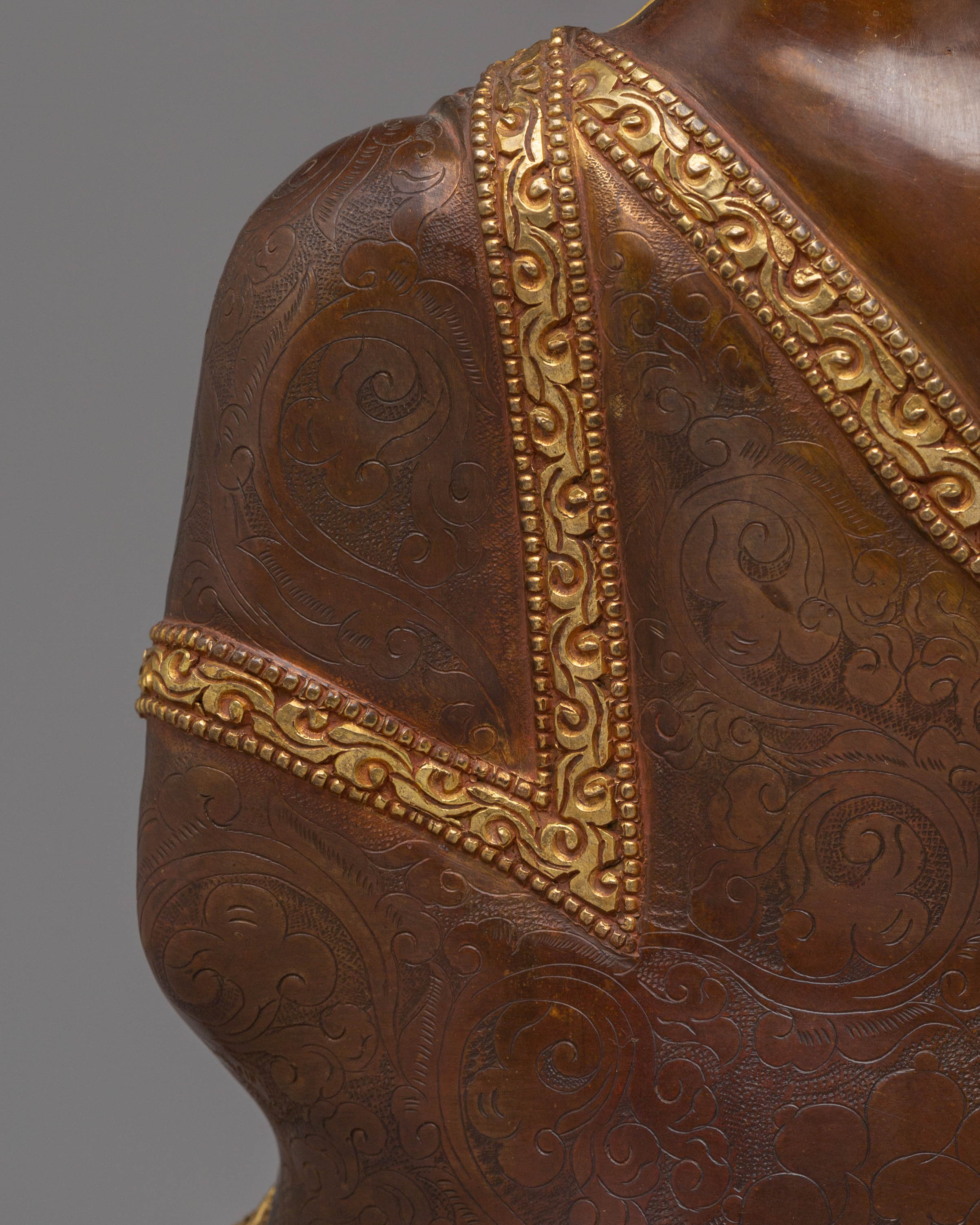 Buddha Shakyamuni Divine Statue | Sacred Copper & Gold-Plated Sculpture